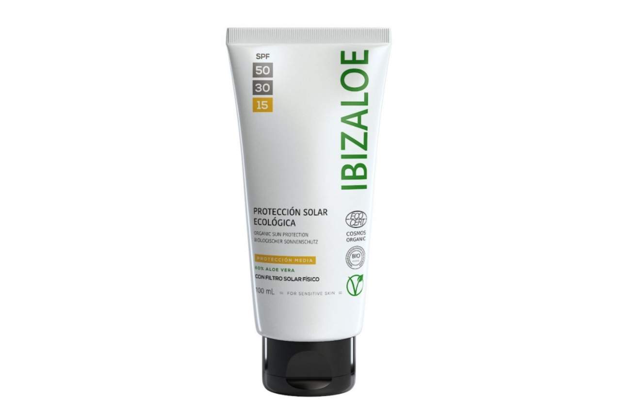 Tienda online Ibizaloe: aloe vera como protector solar, una de las mejores maneras de cuidar la piel de forma natural