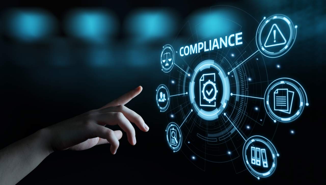 Corporate Compliance alineado con norma UNE 19601: CumpleNorm