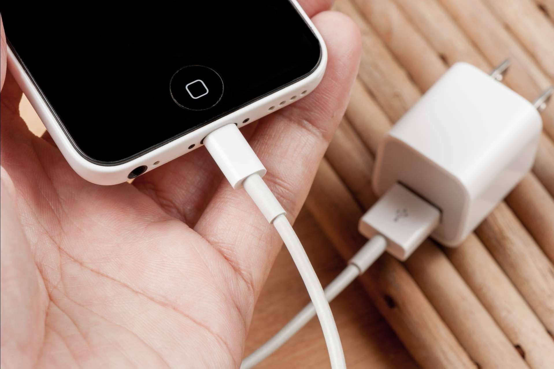 Aforroweb y los mejores accesorios para un iPhone