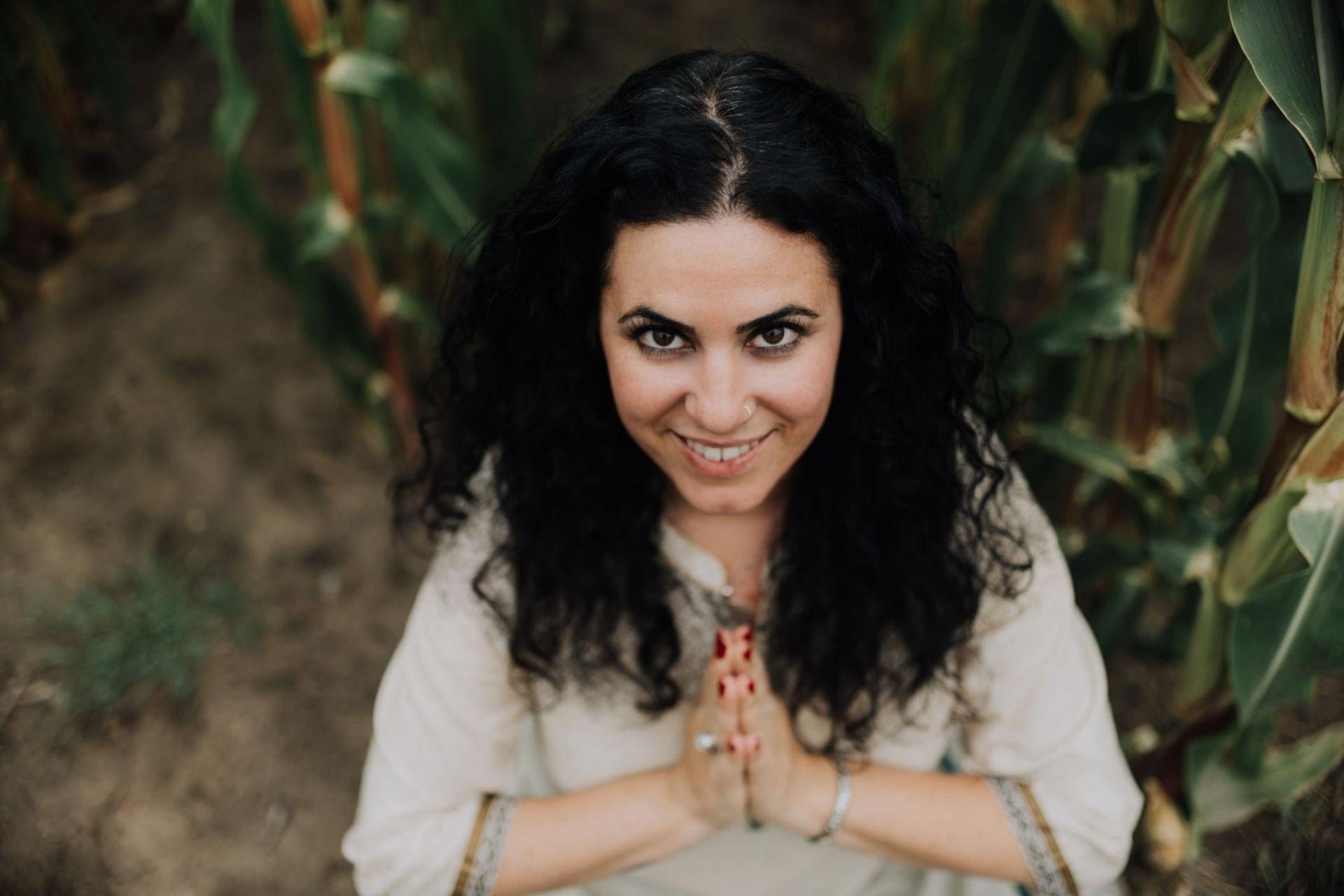 Aspectos positivos de la medicina natural Ayurveda: la terapeuta Lola Peña lo explica