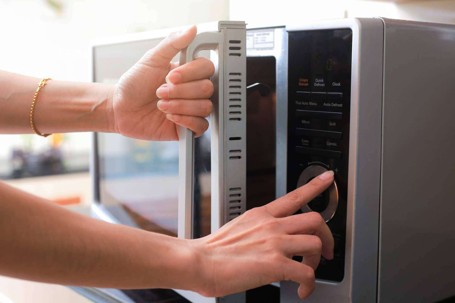 El precio anual de usar el microondas: TOP Microondas