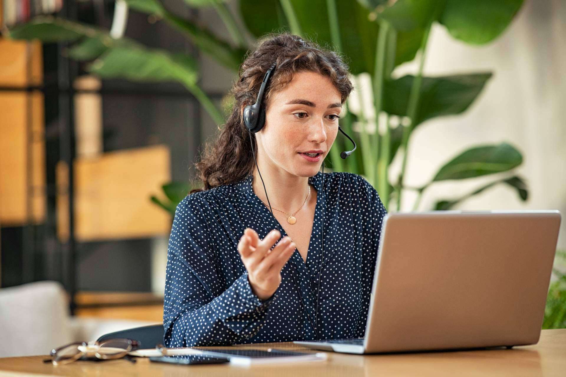 Ayuda Universitaria ofrece tutorías online a estudiantes