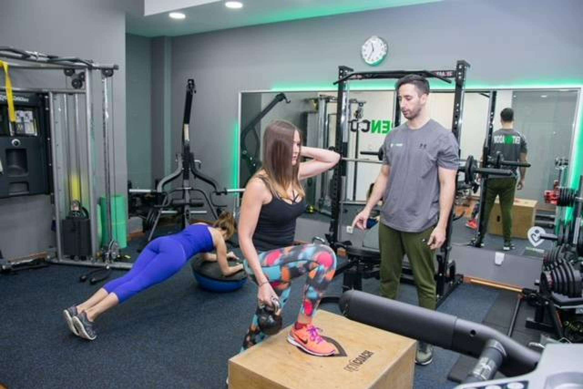 Todo lo que hay que saber sobre el entrenamiento funcional, según Rencoach
