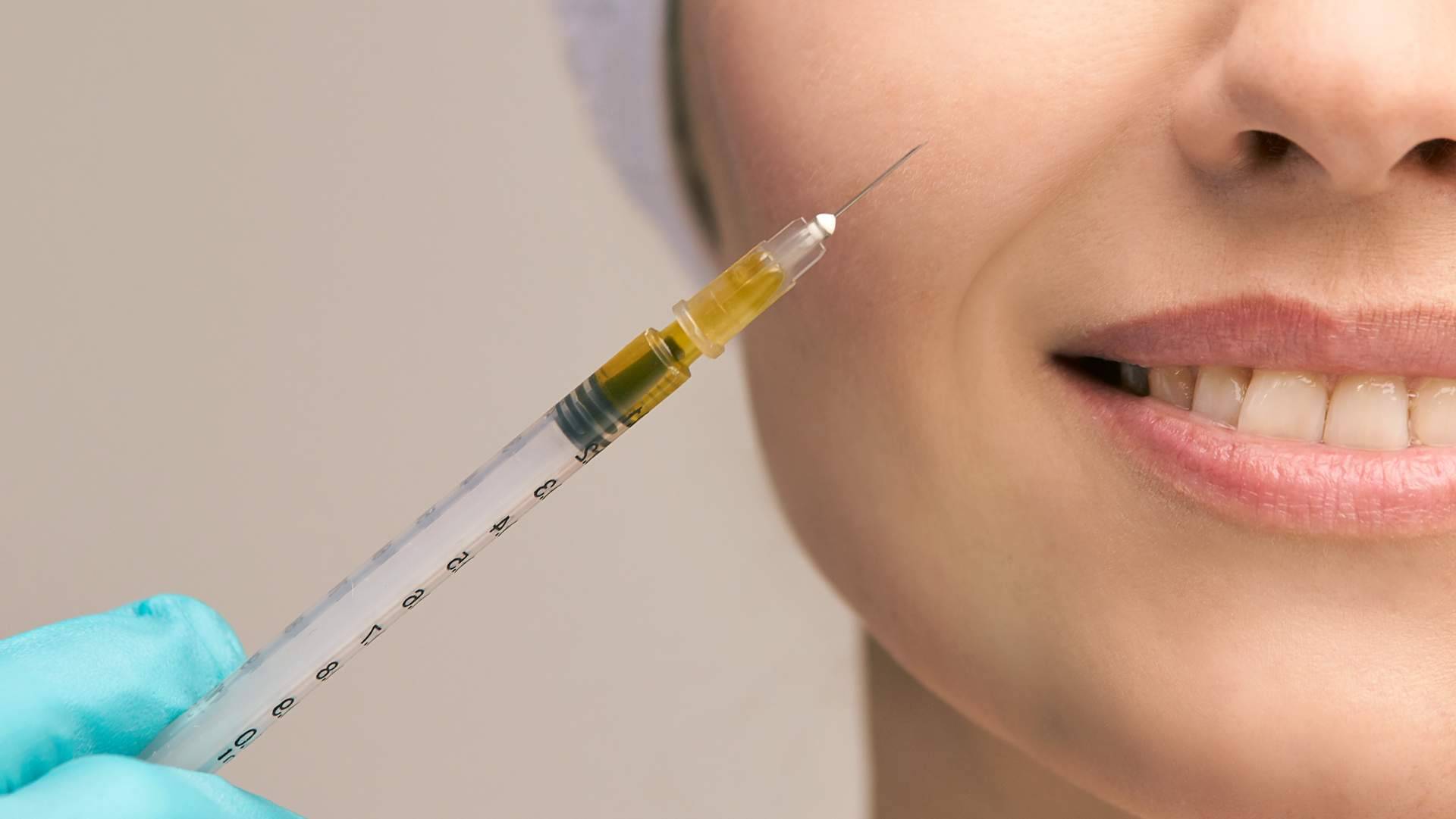 Las ventajas del tratamiento de plasma rico en plaquetas de la Clínica Estética Alicante Rosa Mora