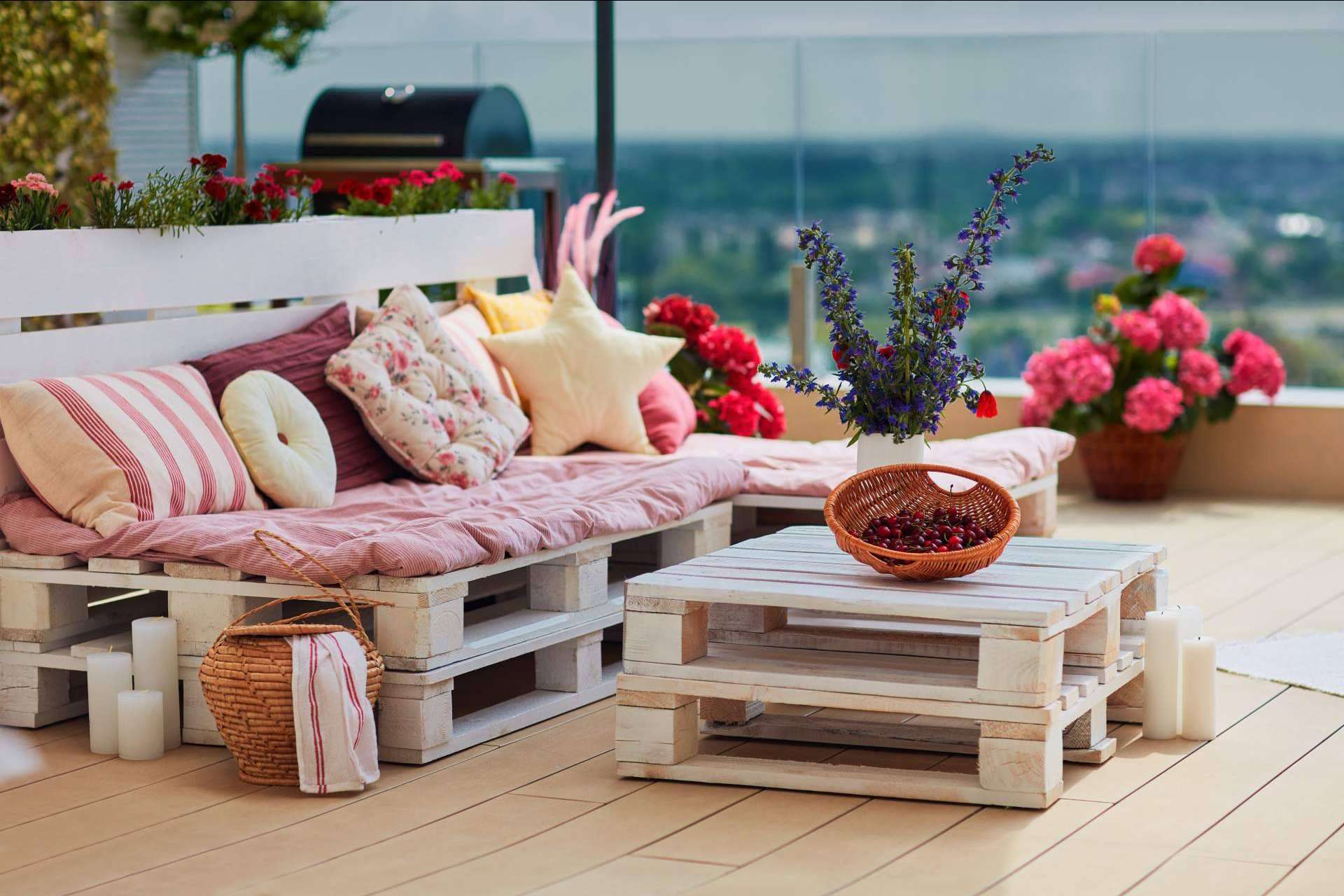 Mesas con palés de diseño de la mano de la empresa Dydaya Home