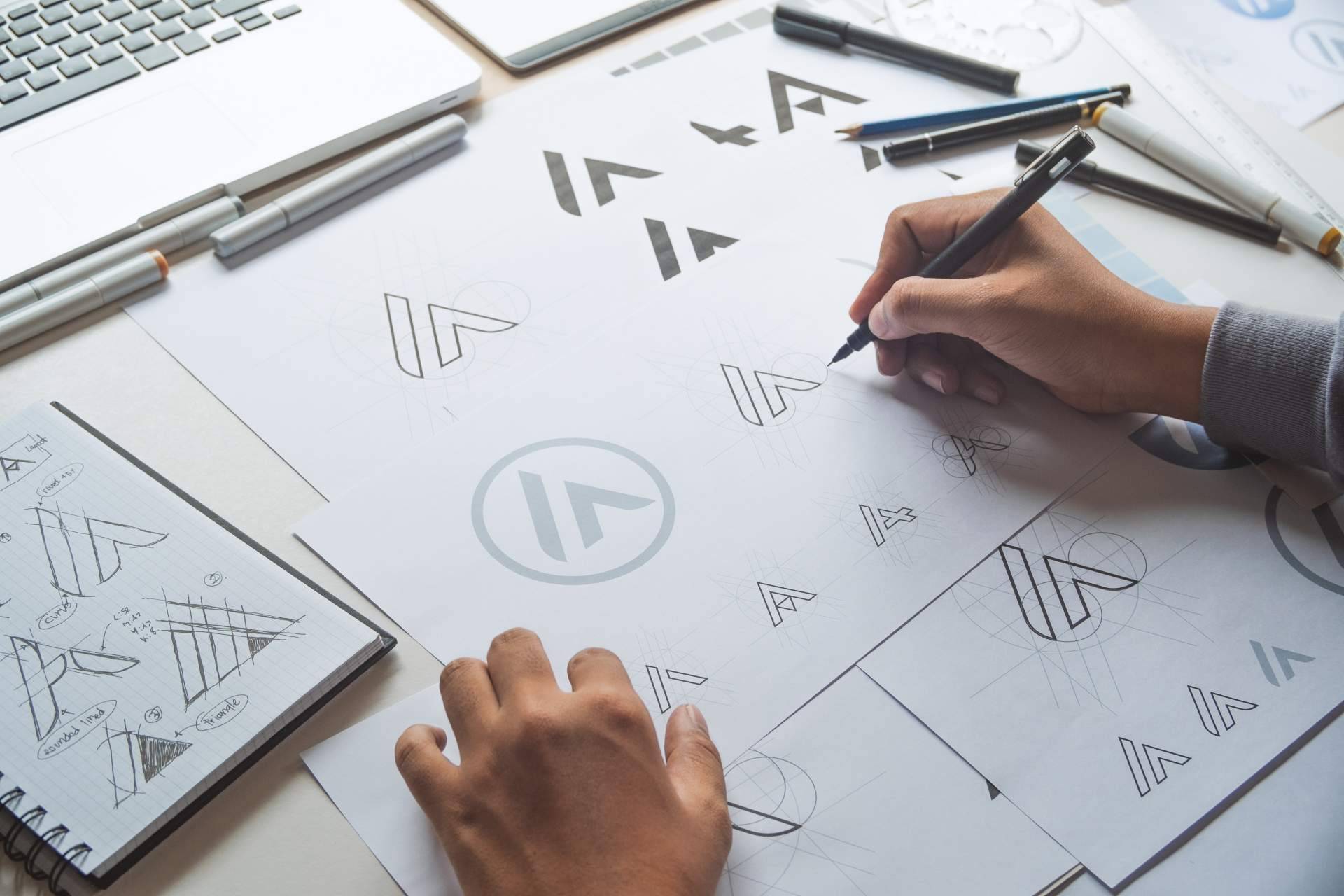 Diseño de logotipos con Signum Comunicación, el estudio de diseño gráfico