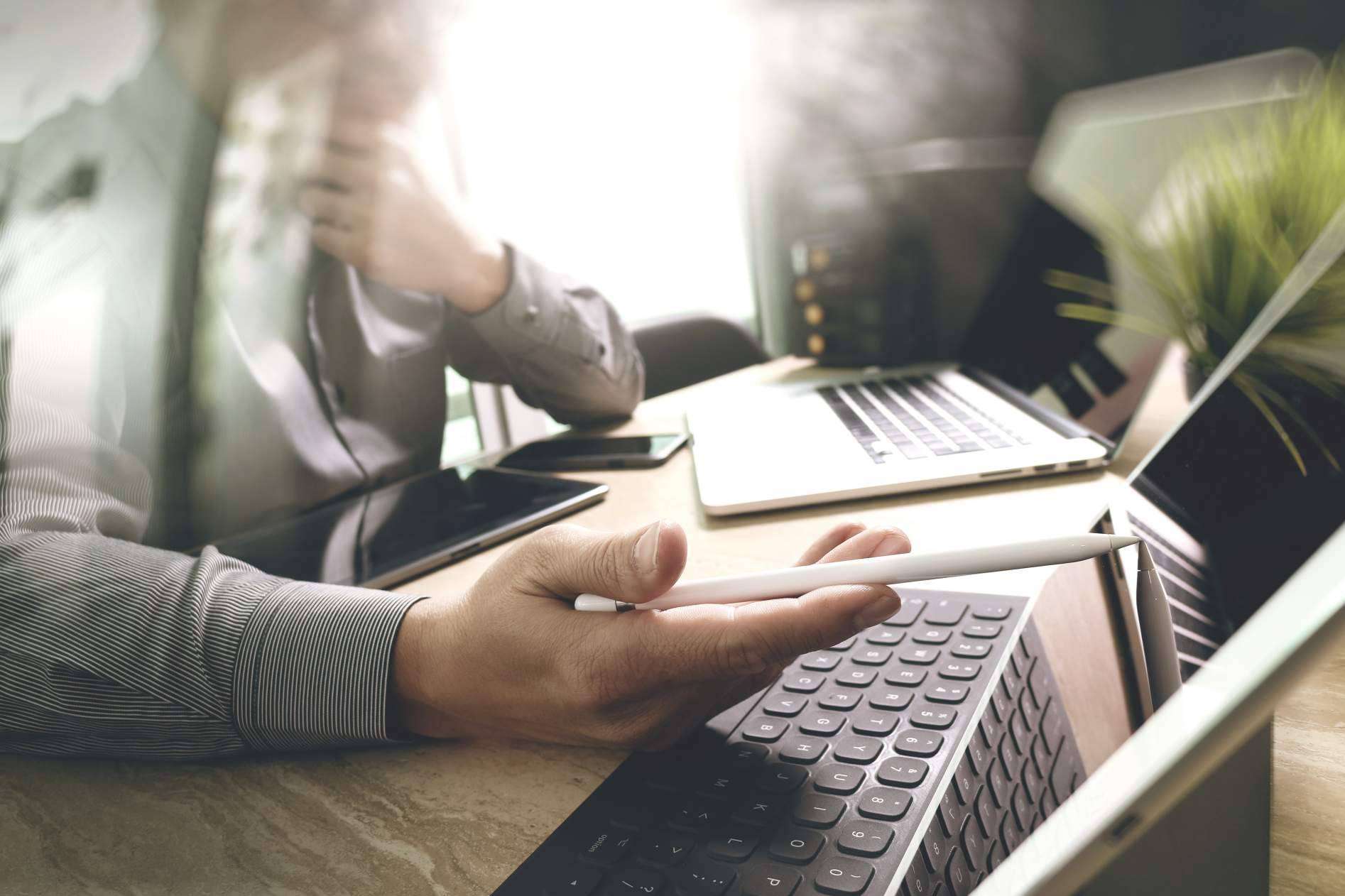 Ofertas777: trabajar desde una laptop y vivir de Internet