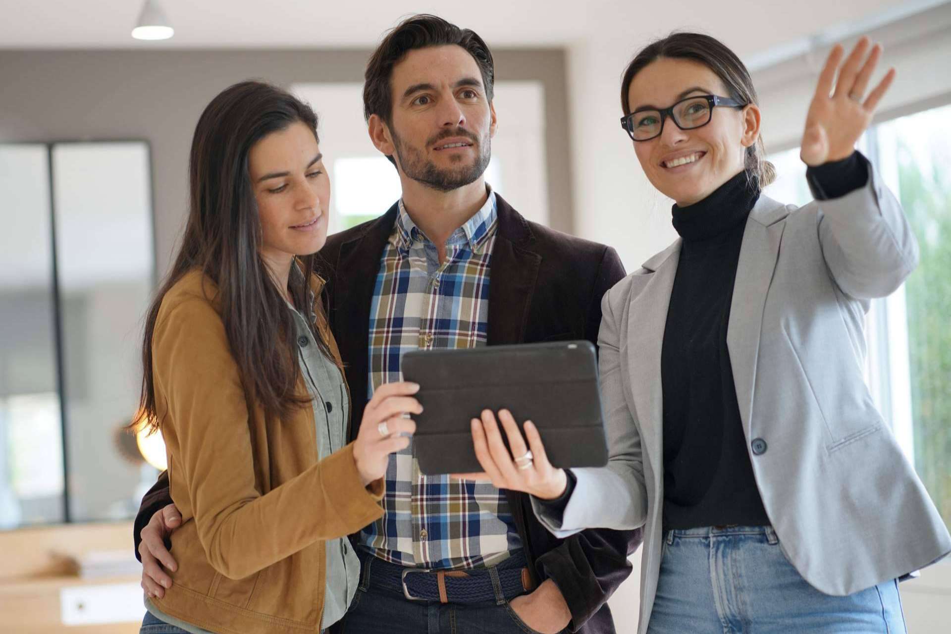 Las ventajas de trabajar con una inmobiliaria en exclusiva: La Casa Agency