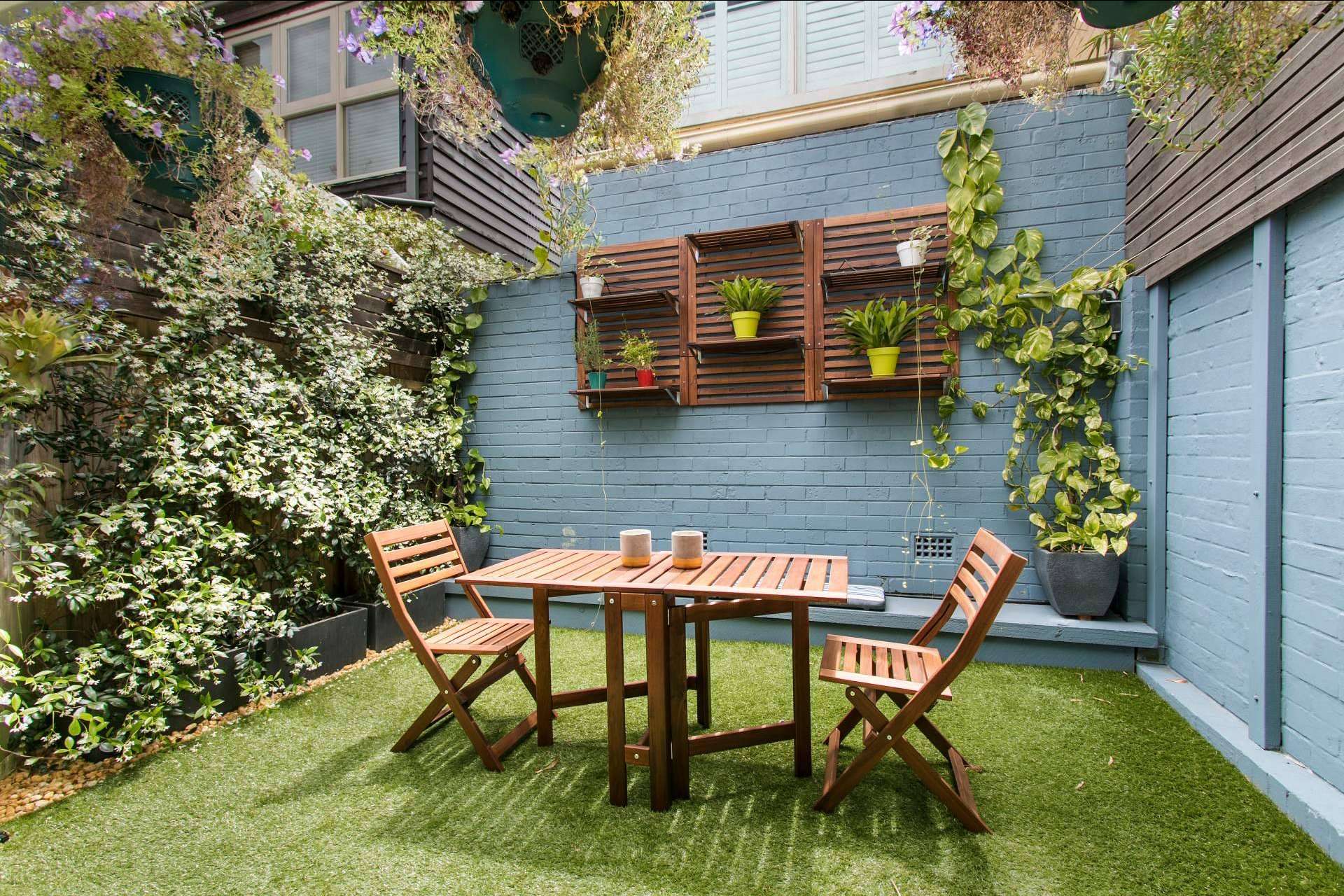 La tienda online Tus Compras de Confianza ofrece un extenso catálogo de artículos para jardín y exterior