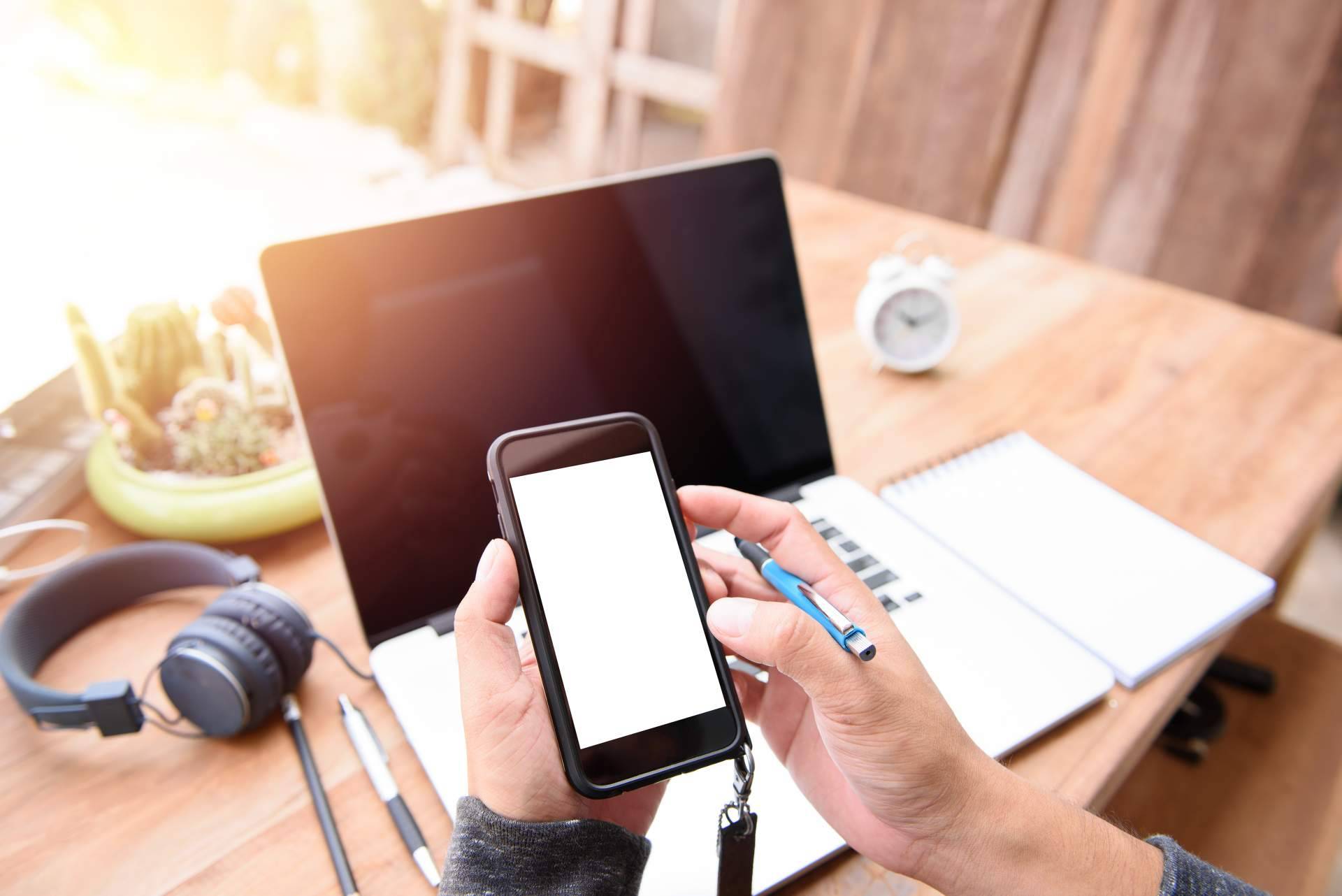 ¿Cómo posicionar y hacer negocio en LinkedIn? Por MCM LinkedIntutorial