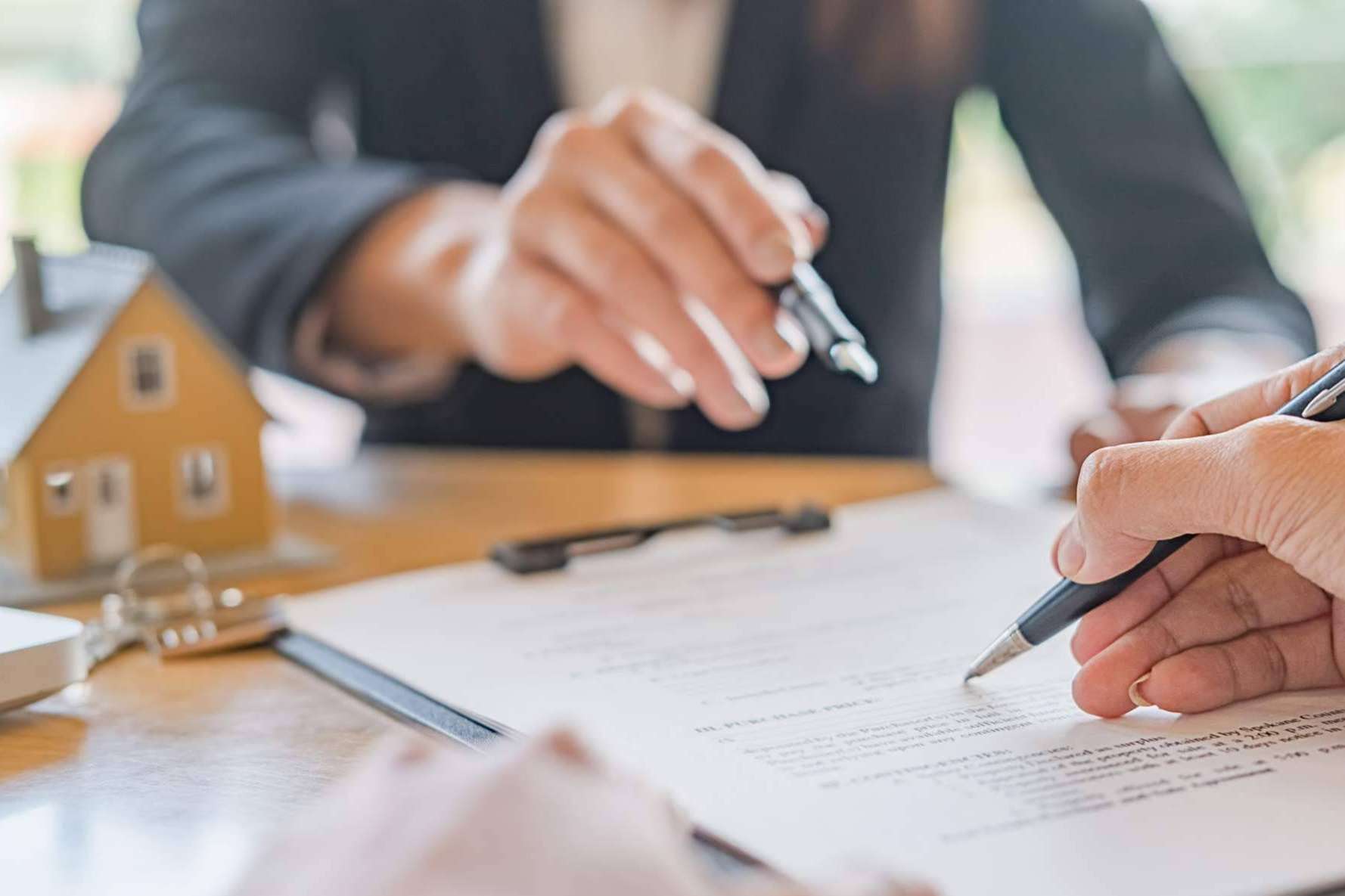 ¿Cómo reclamar los gastos de una hipoteca?: deHipotecas