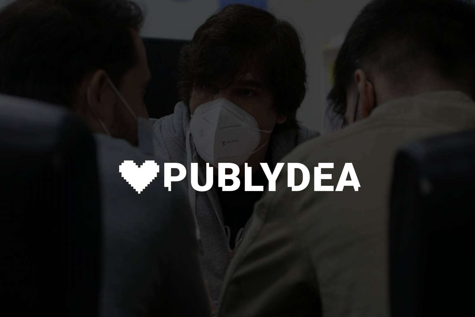 La agencia de publicidad Publydea celebra su 4º aniversario haciendo un rebranding de su marca