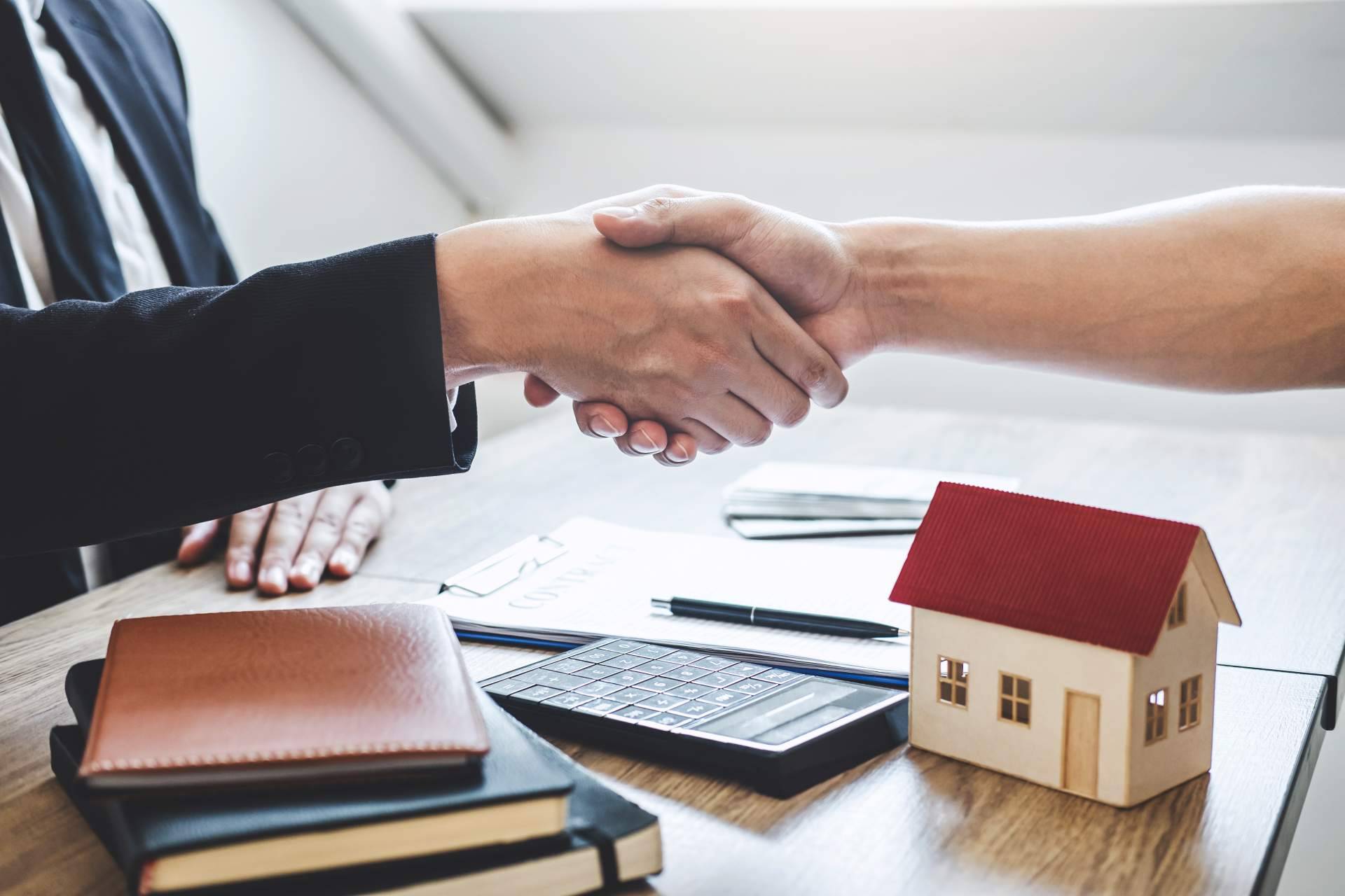 ¿Cómo hacer que comprar y vender pisos en Madrid sea más sencillo?: Sohovivienda