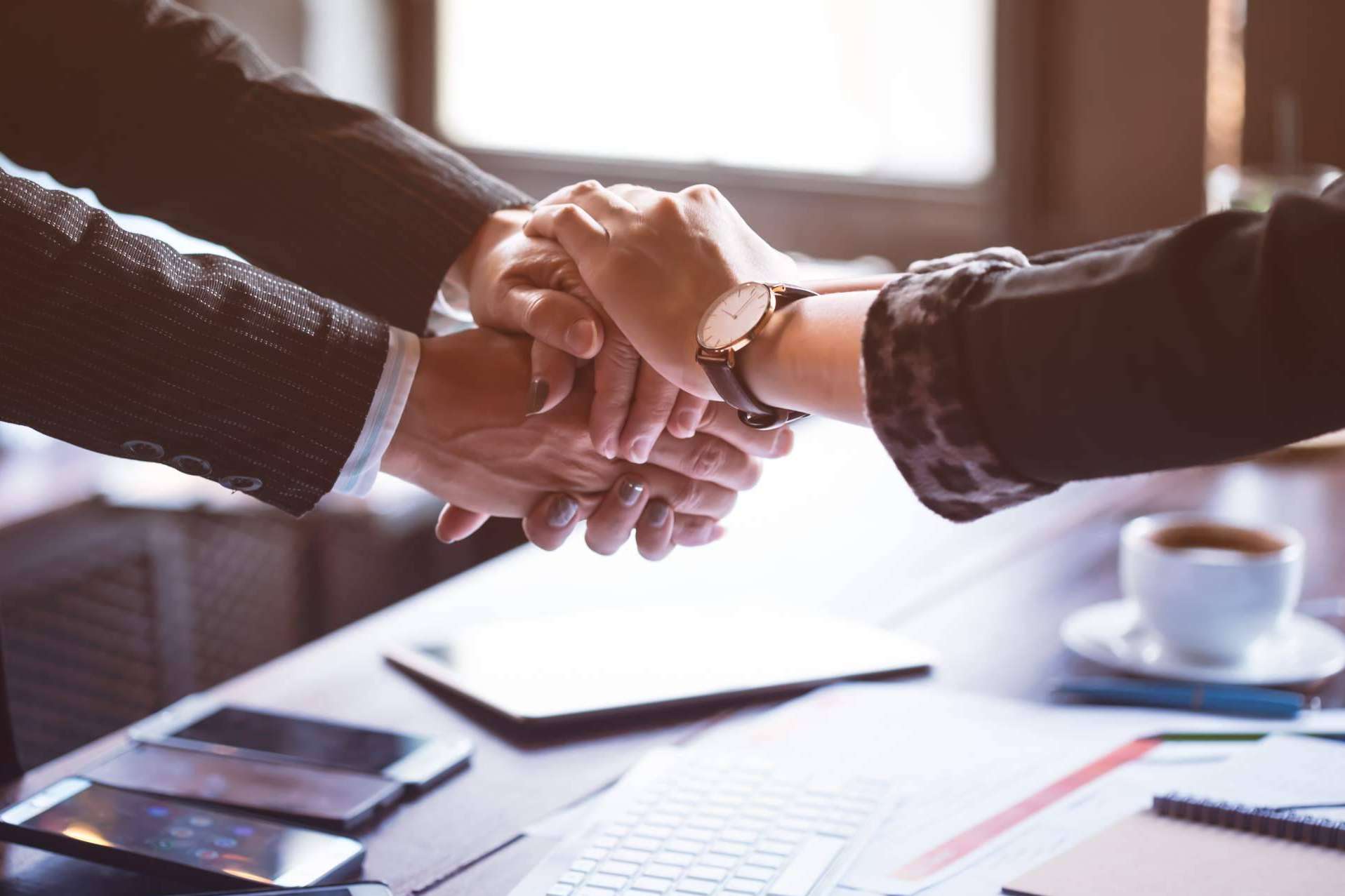 Las empresas y autónomos cuentan con el compromiso de Alesza