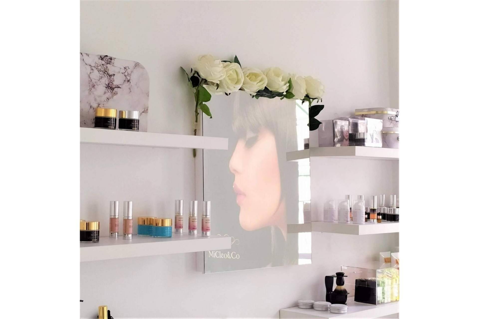Conseguir una piel de porcelana con tratamiento facial antimanchas y otros tratamientos faciales icónicos de MiCleo&Co