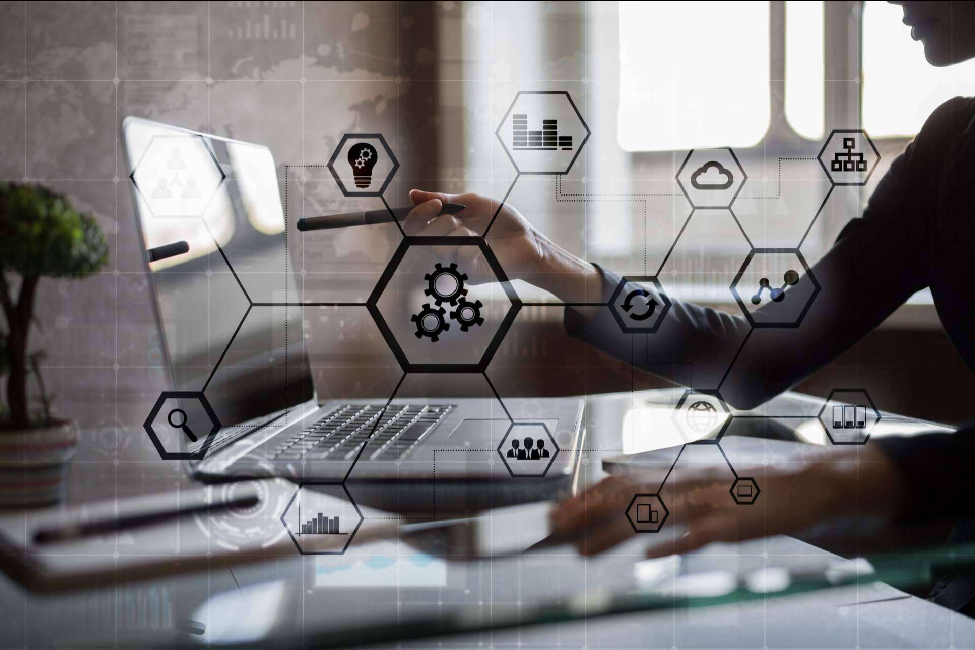 Dynamics 365 for Sales permite mejorar los procesos de venta, marketing y servicio al cliente junto a la integración del Office 365