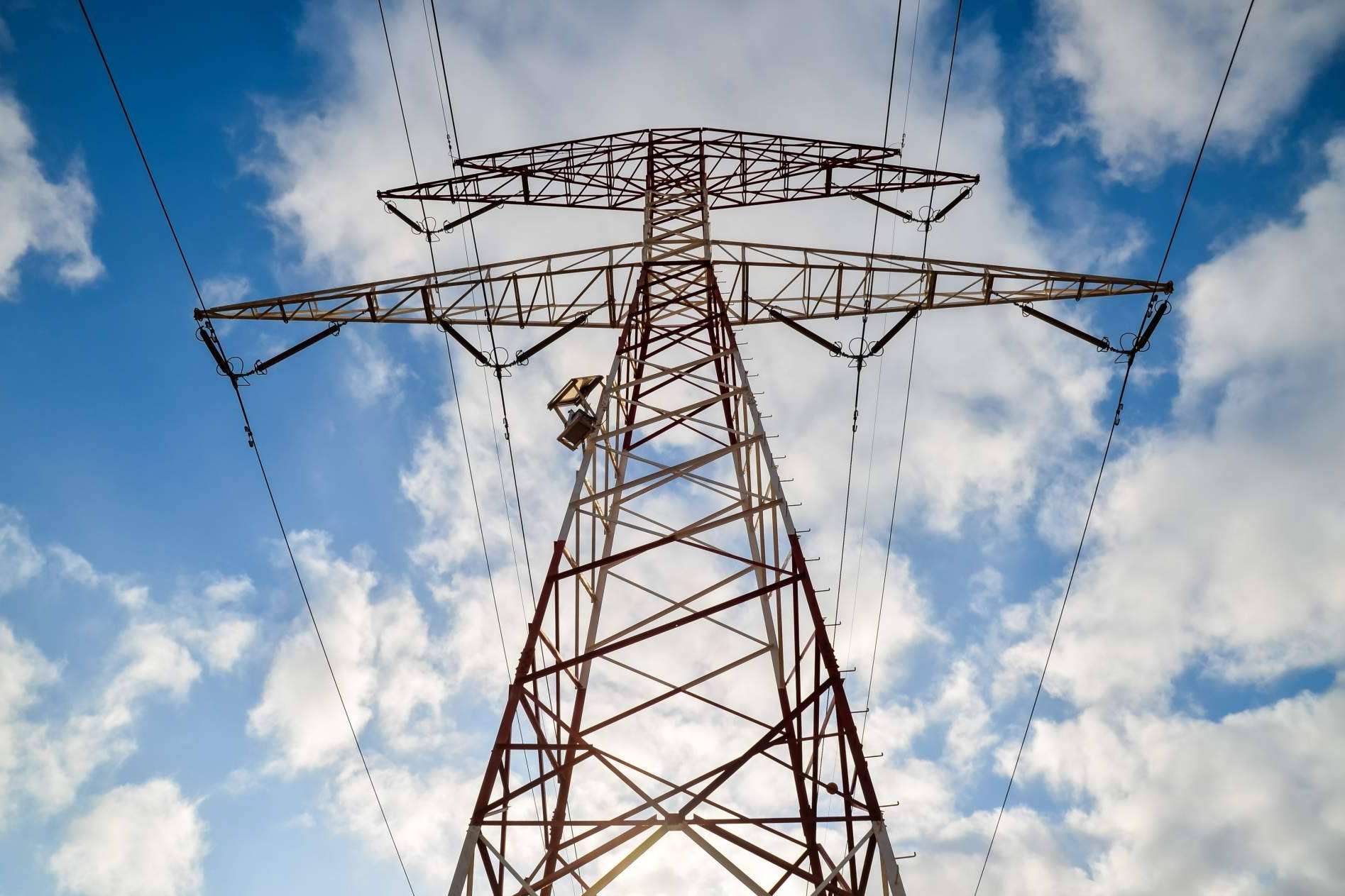 Ecoluz Eléctricas, a favor de la utilización de energías renovables y placas solares