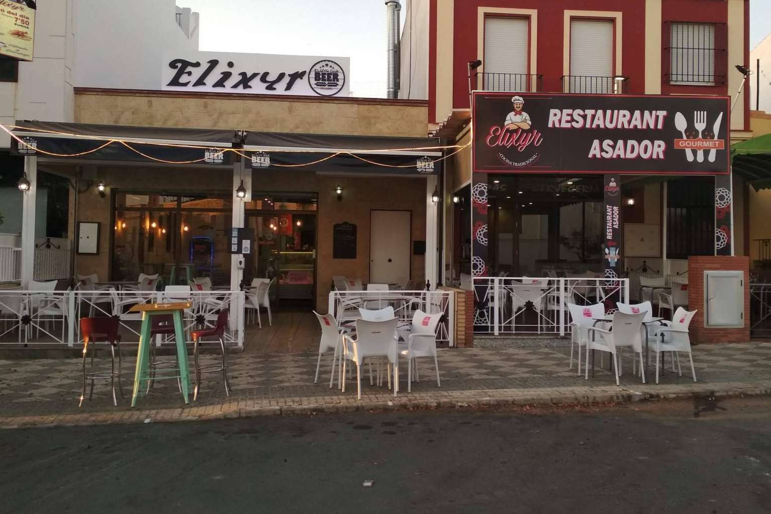 La experiencia de degustar una gran variedad de cervezas artesanas e internacionales en Elixyr Beer Bar