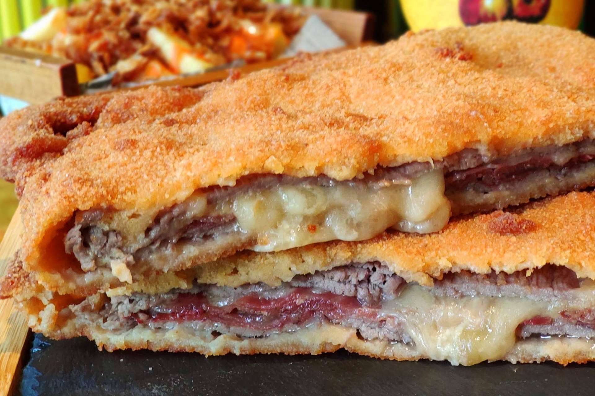 Brutalcachopo.com lleva el delicioso cachopo asturiano a domicilio a las mesas de Madrid