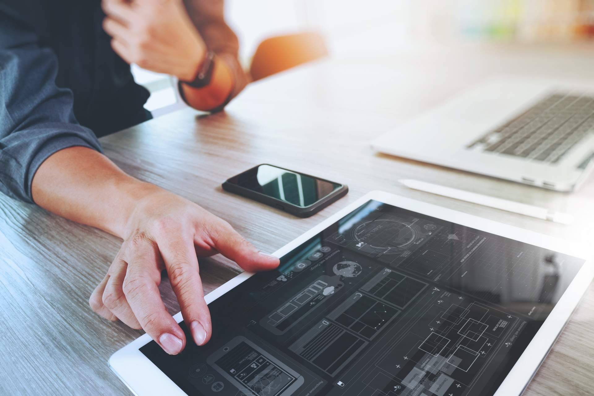 ¿Puede el diseño web ayudar a un empresario a despertar su negocio?