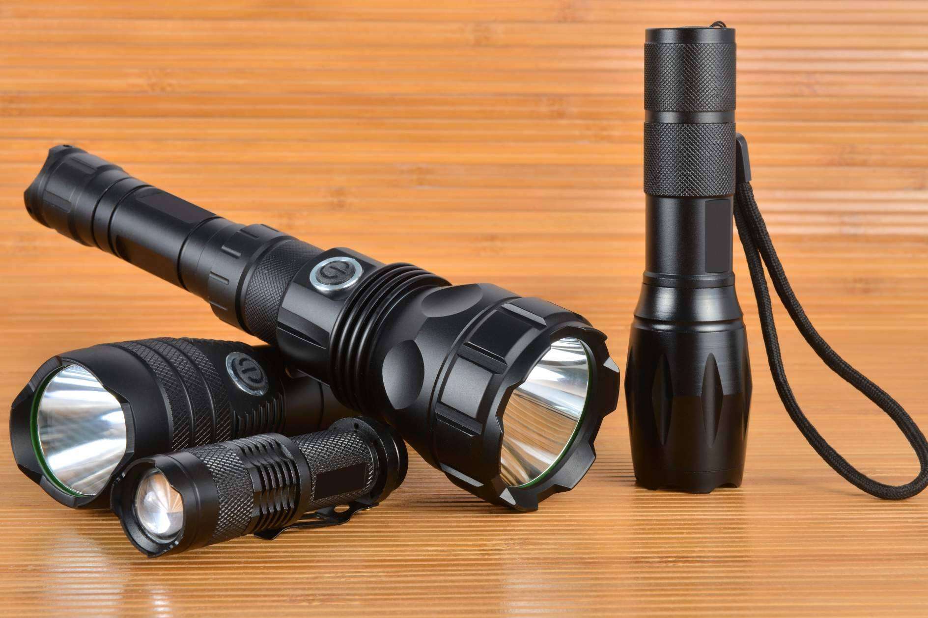 Suministros Tomás Beltrán, todo tipo de linternas con luz LED