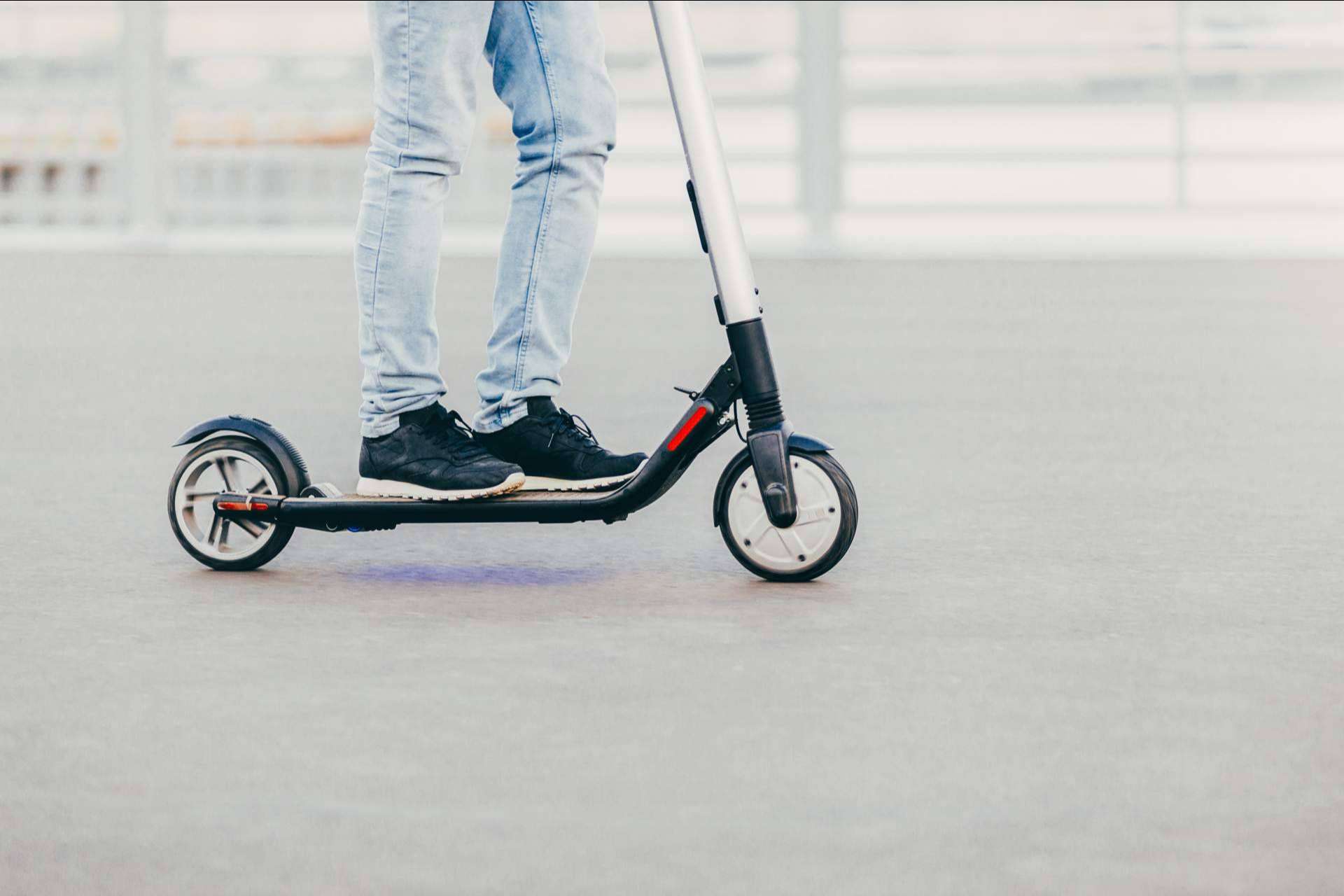 LYNX, la compañía de alquiler de patinetes eléctricos en Barcelona que destaca por las buenas opiniones de los clientes