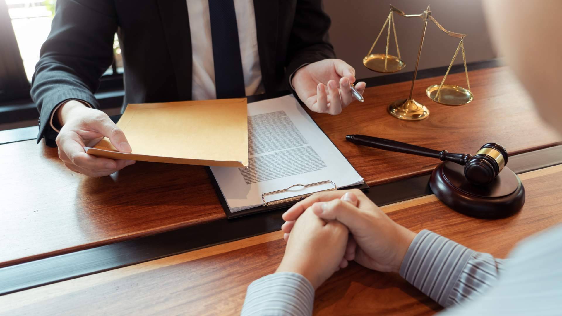 Los abogados de Feced Abogados son expertos en cancelar deudas mediante la Ley de Segunda Oportunidad