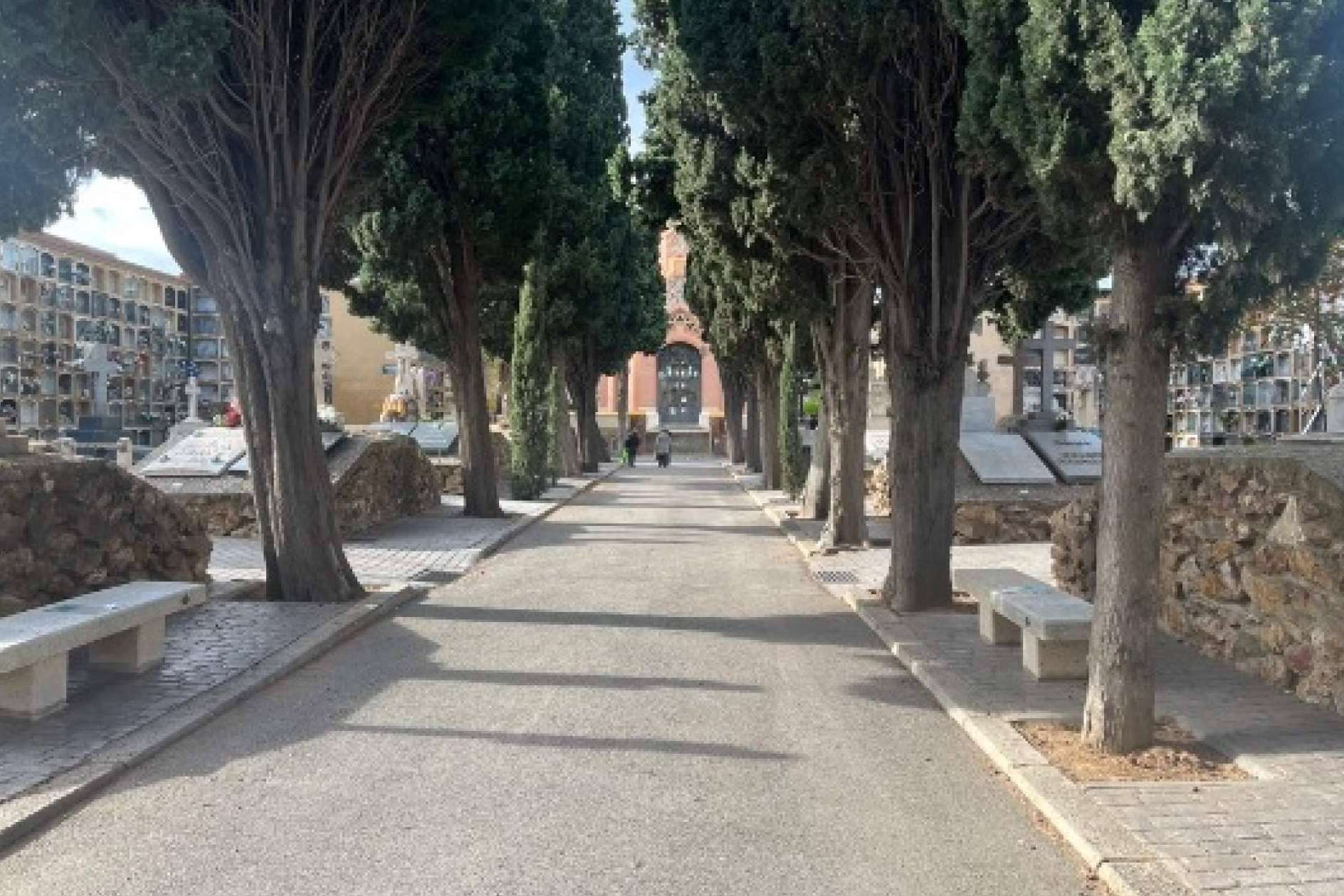 El comparador de funerarias en Barcelona Funos explica los trámites a seguir tras el fallecimiento de una persona