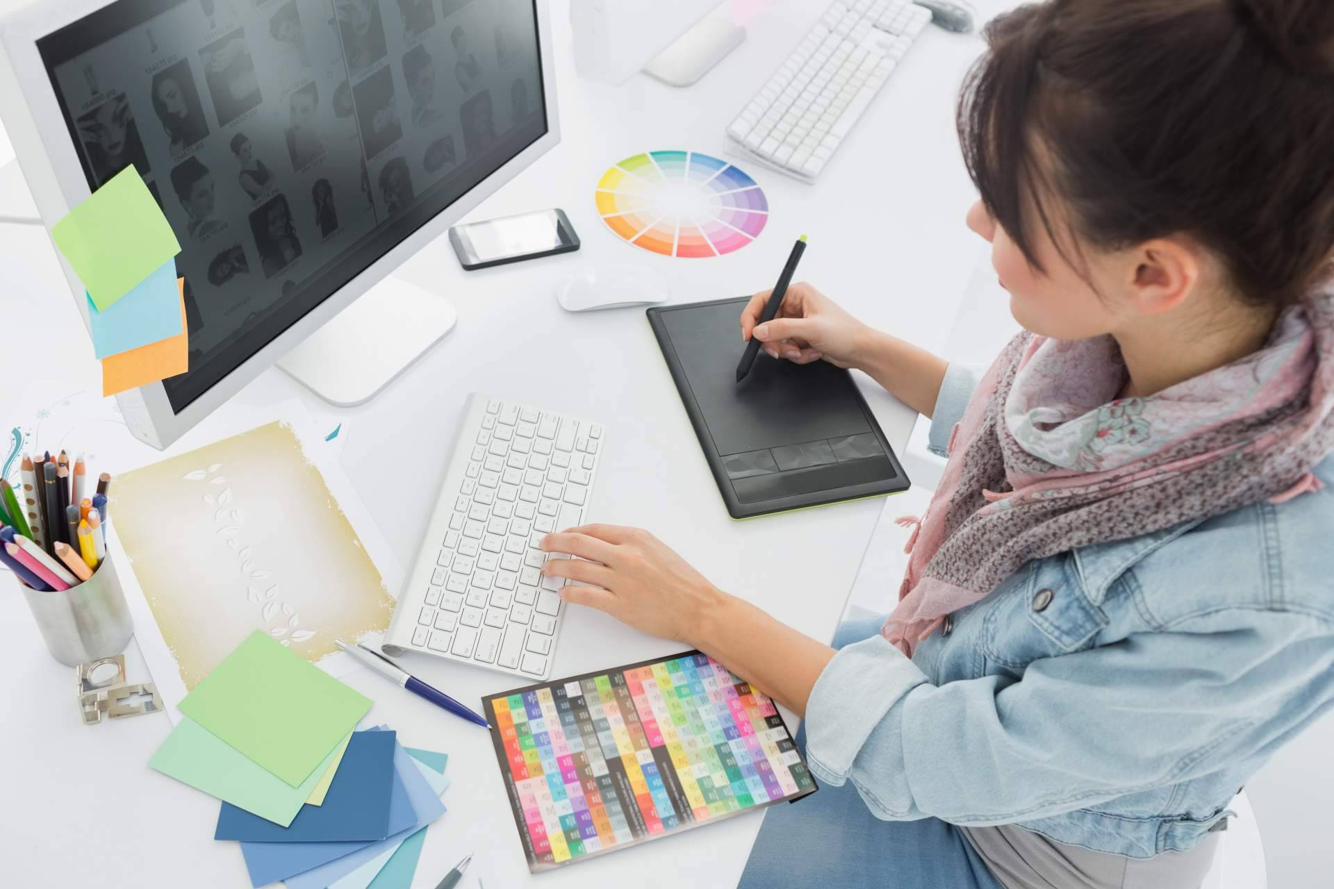 MarketBoom ofrece los los servicios de diseño gráfico Sabadell para destacar entre la competencia