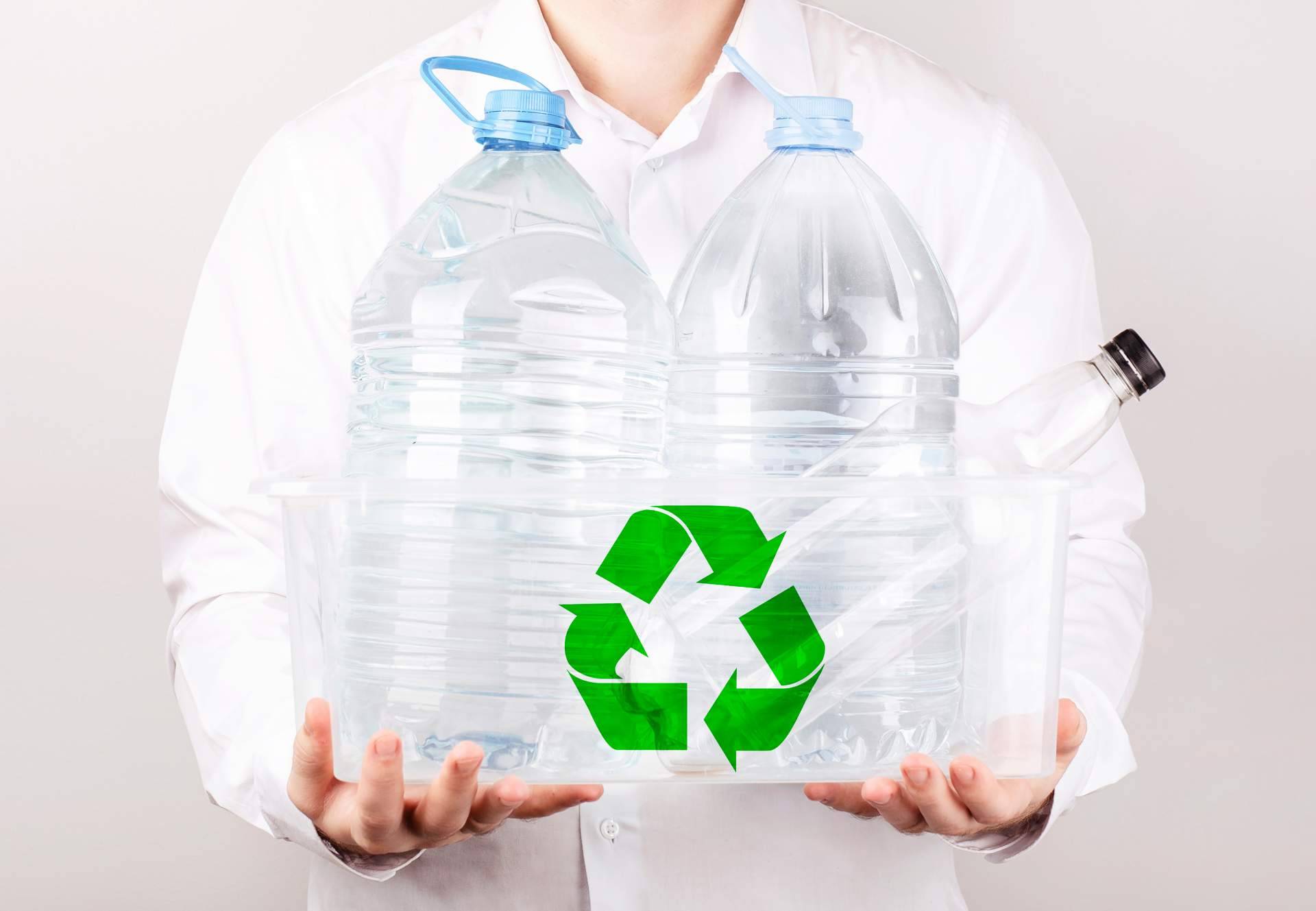 Eurosegur, una de las únicas empresas de reciclaje de plástico en peluquerías de España