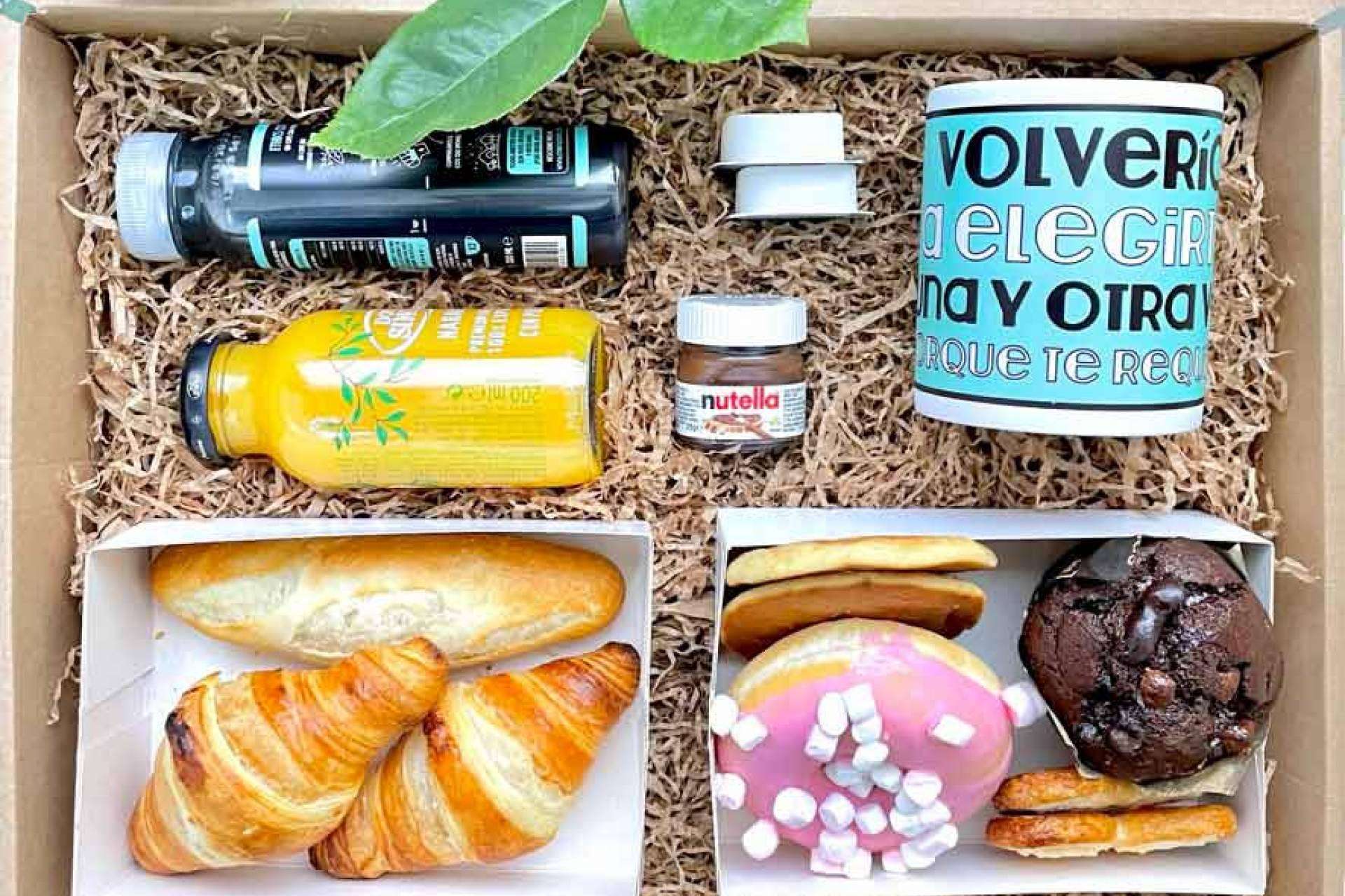 Las flores, el complemento ideal para las cajas gourmet de regalo de Las Flores No Se Comen