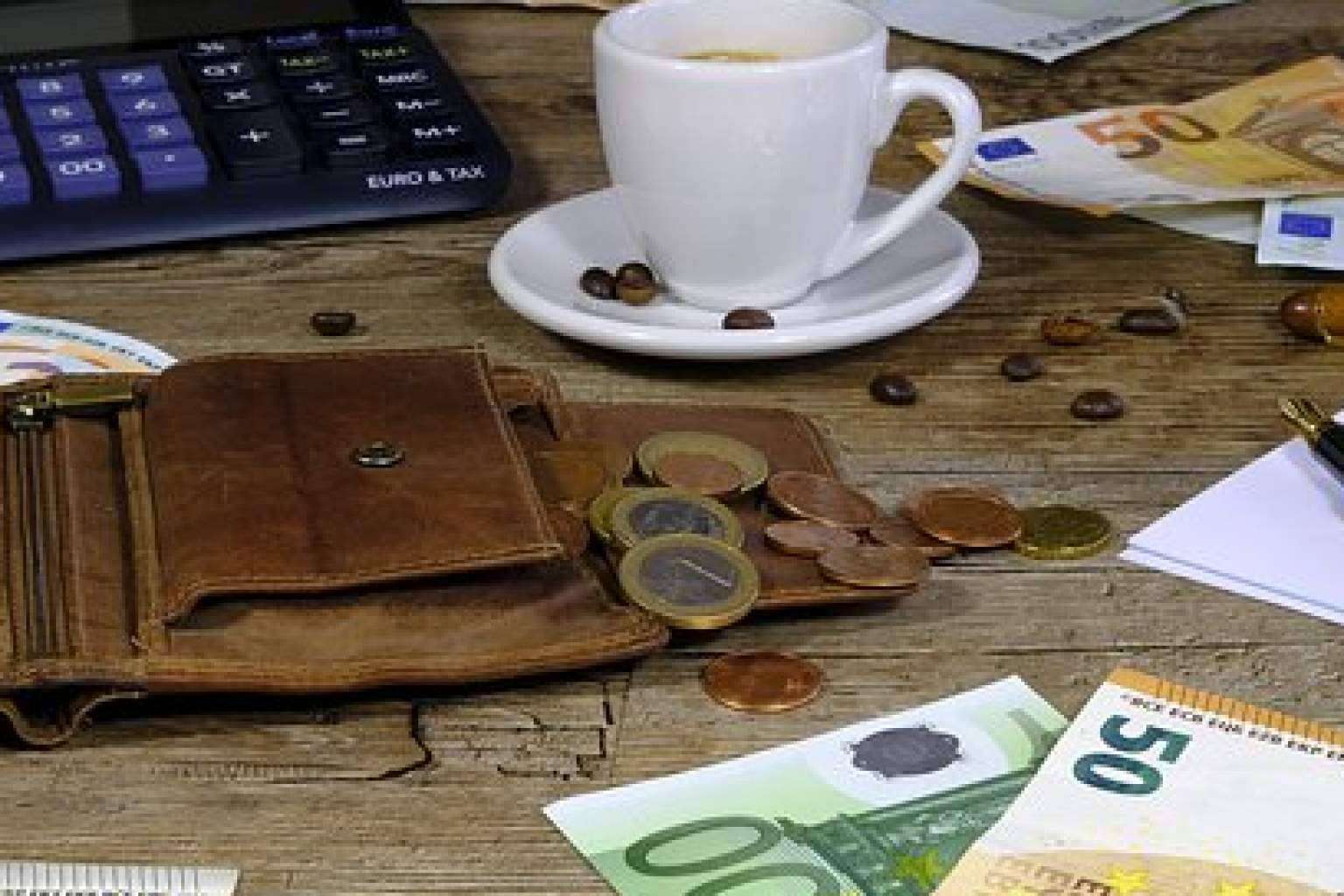 Antica & Urbano ayuda a las empresas a mejorar sus resultados mediante un servicio de gestoría