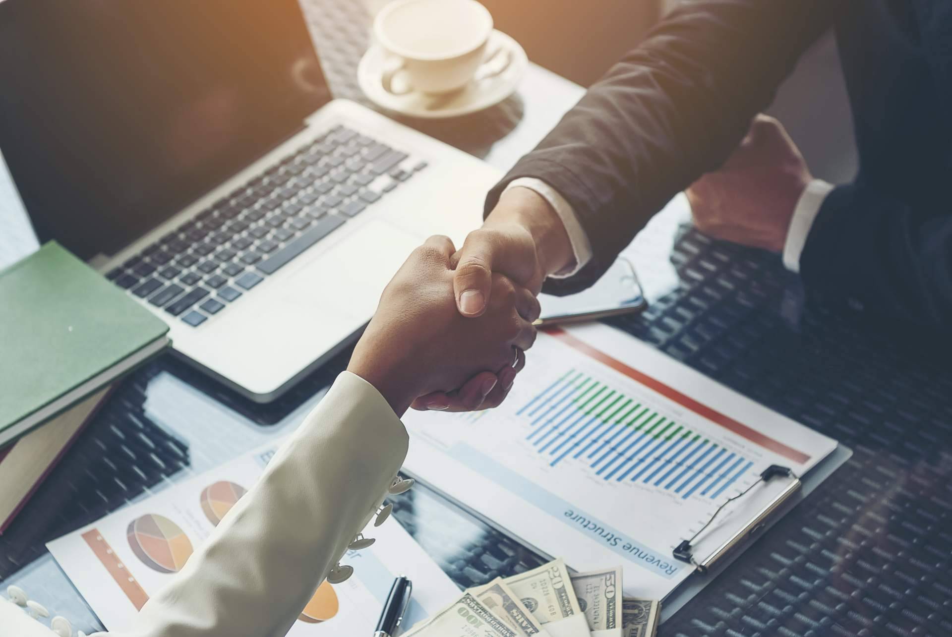 ¿Qué son y para qué sirven las relaciones públicas en una empresa?