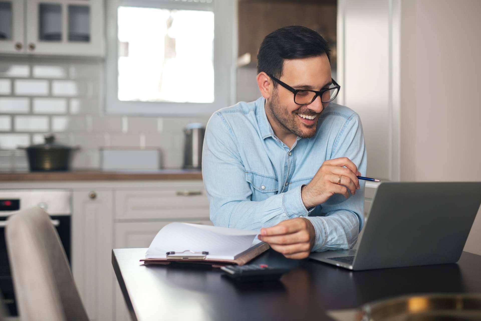 ¿Qué errores se deben evitar a la hora de invertir? por FINANFOX