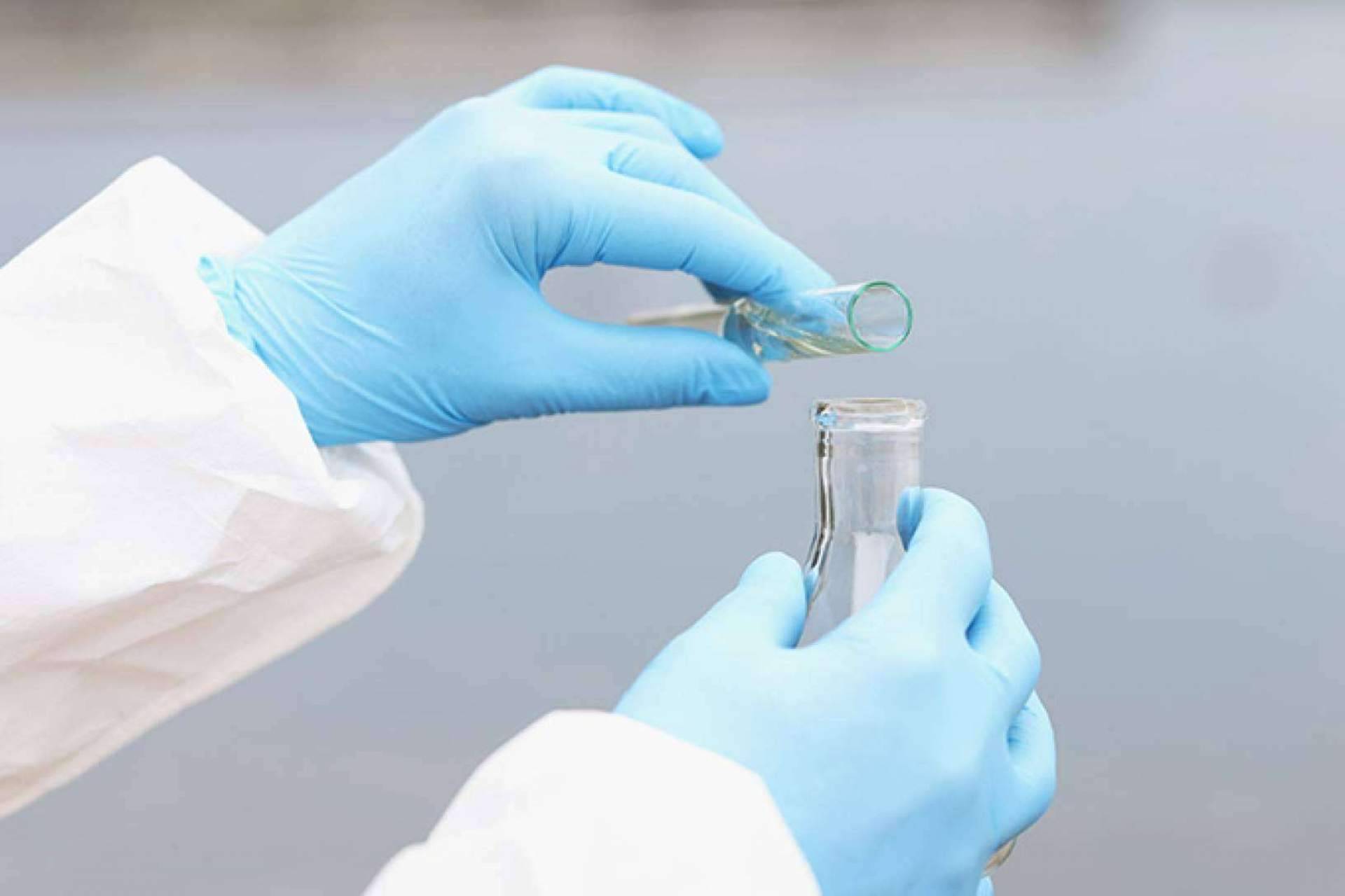 Análisis de agua con Laboratorios Diama