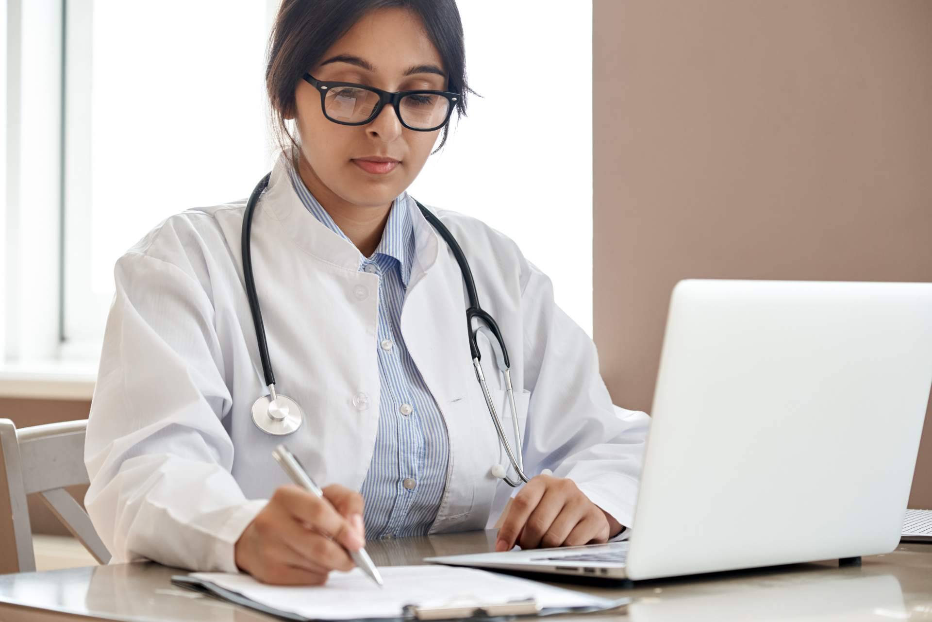 ¿Por qué es importante la perspectiva de género en la salud de la mujer?