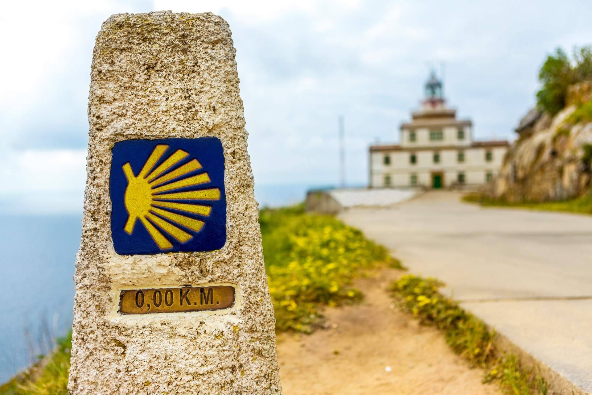 Motivos para emprender el Camino de Santiago en Semana Santa y dónde encontrar toda la equipación necesaria