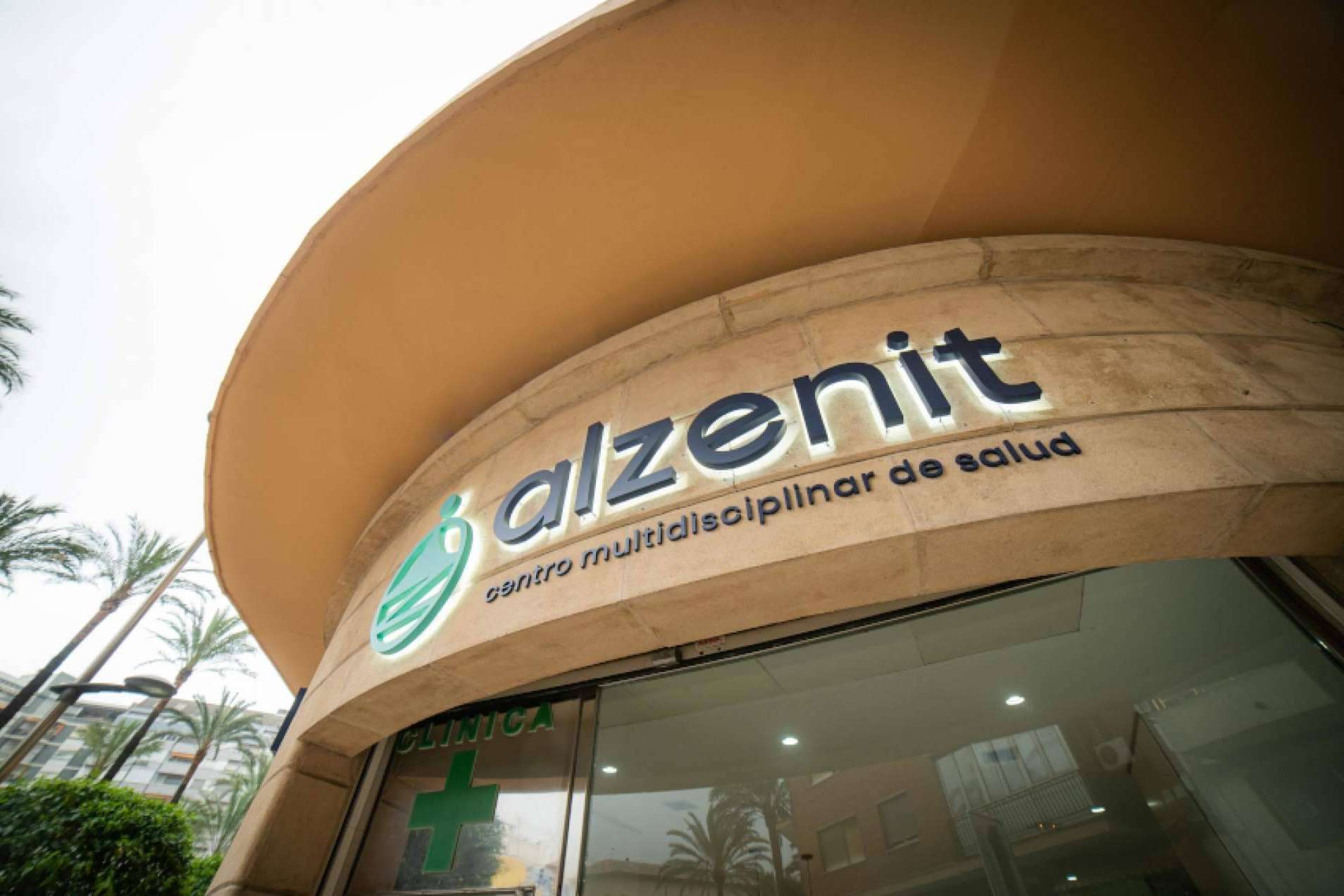Alzenit es el centro de especialidades sanitarias en Alzira