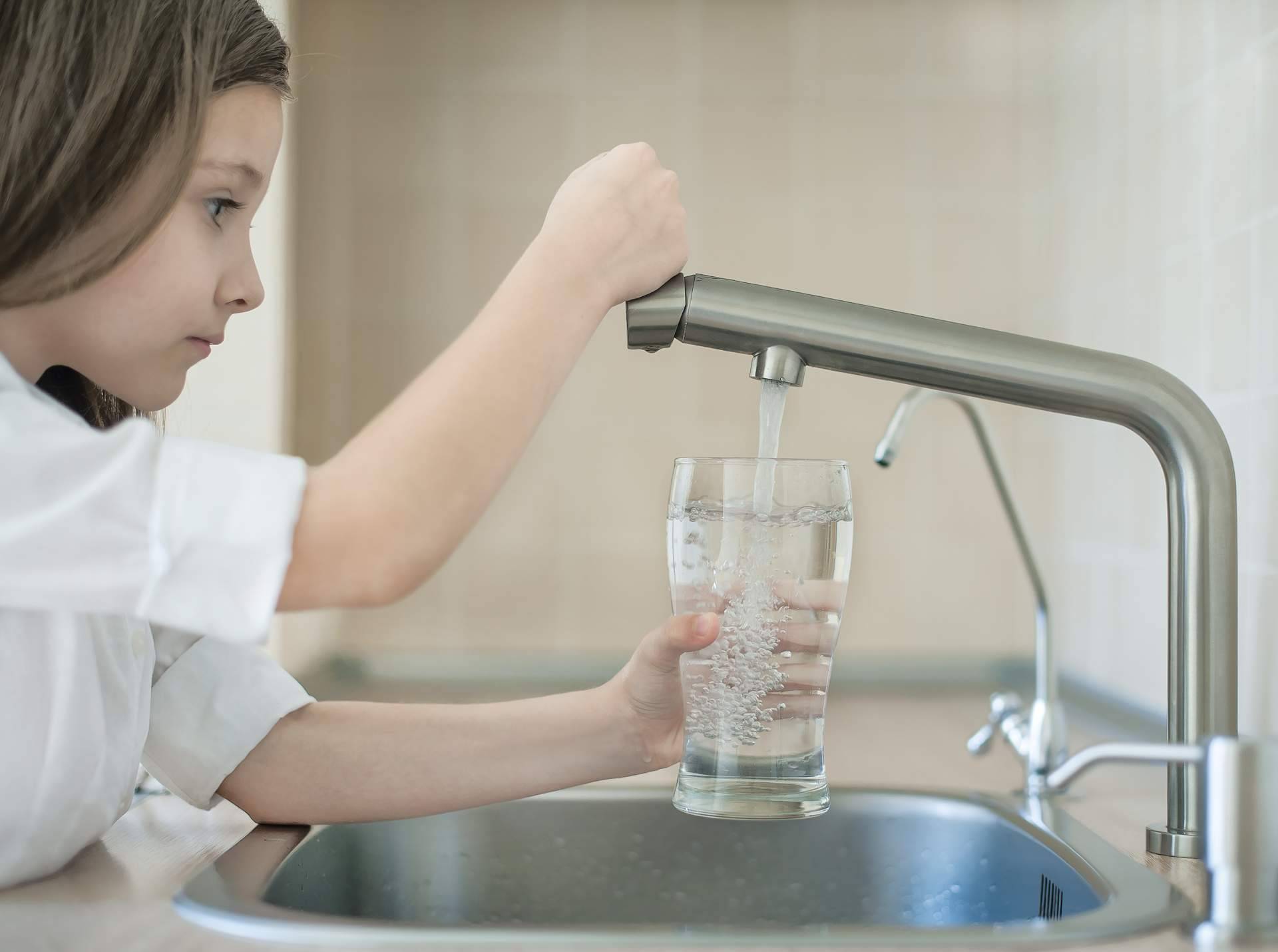 Atrium Salud ofrece la posibilidad de beber agua del grifo de calidad y sin generar residuo plástico