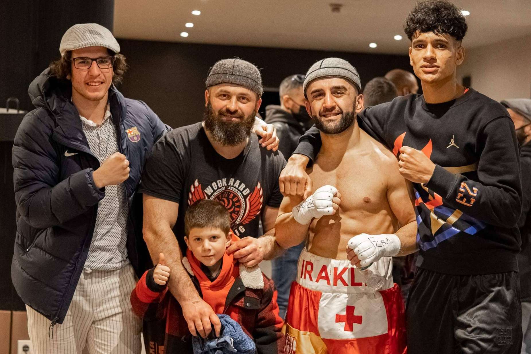 El entrenador y cofundador del Club Boxa Iberia, Berdia Liparteliani
