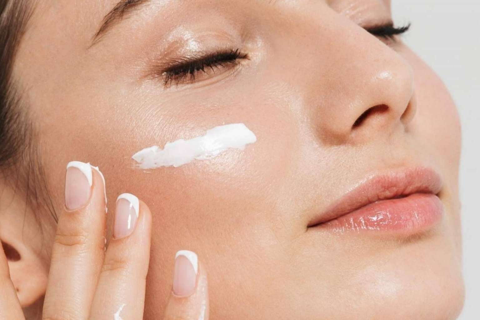 Los productos de MiCleo&Co ayudan a conseguir una piel sana y bella en la que el maquillaje es opcional