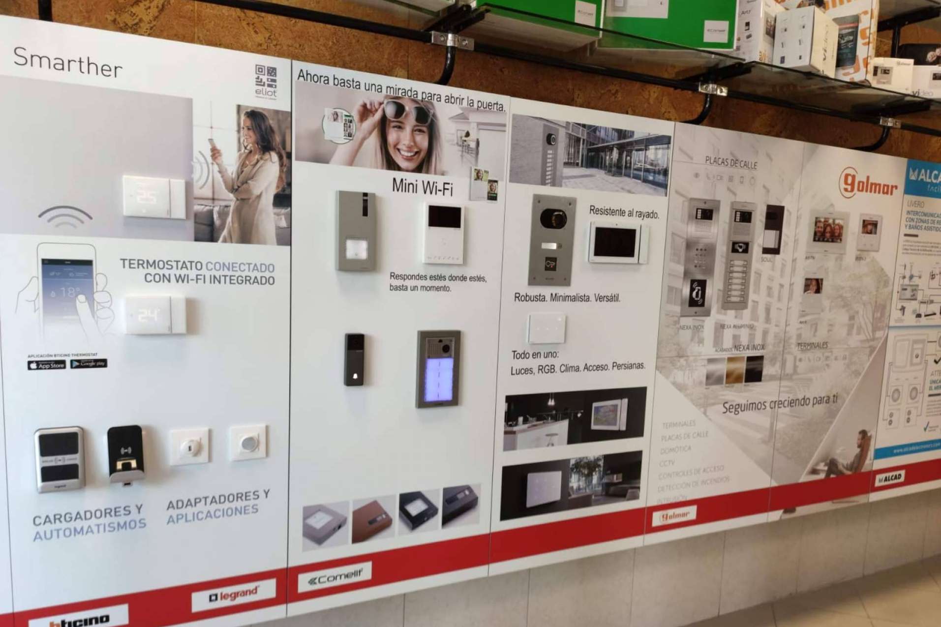 Grupo Distrelec Material Eléctrico dispone de interruptores Efapel y otro material eléctrico para instaladores