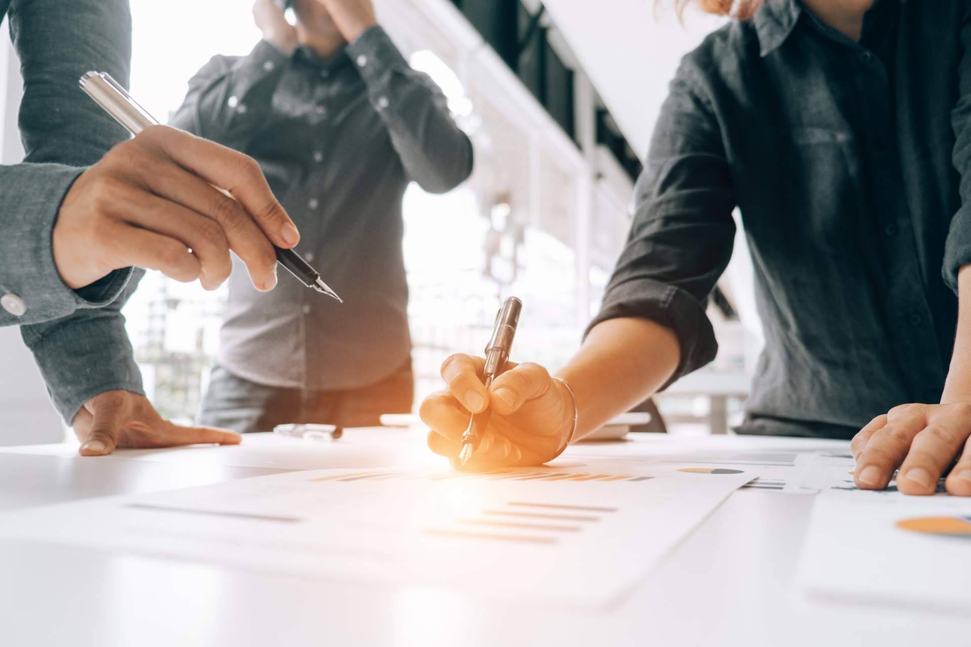 La importancia de diseñar estrategias B2B para empresas del sector industrial