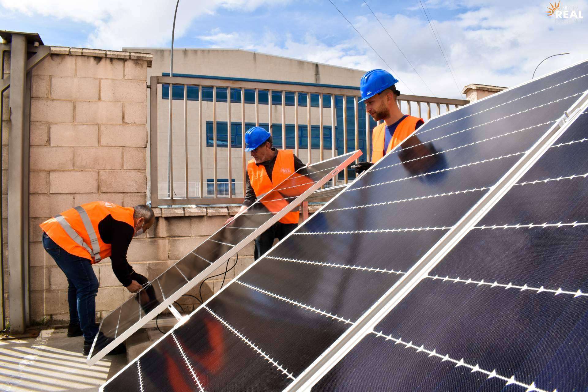 MPV Solar Reference ofrece oportunidades laborales en fotovoltaica