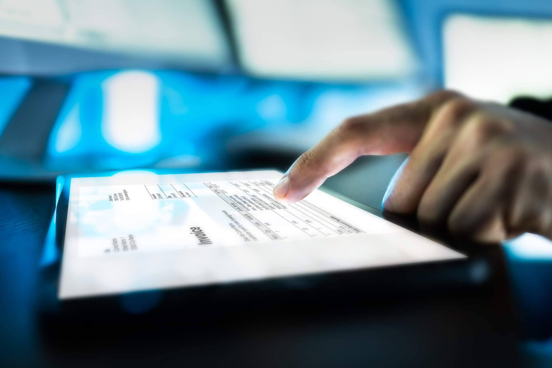 Por qué usar una solución de facturación online para un negocio, según Link Soluciones