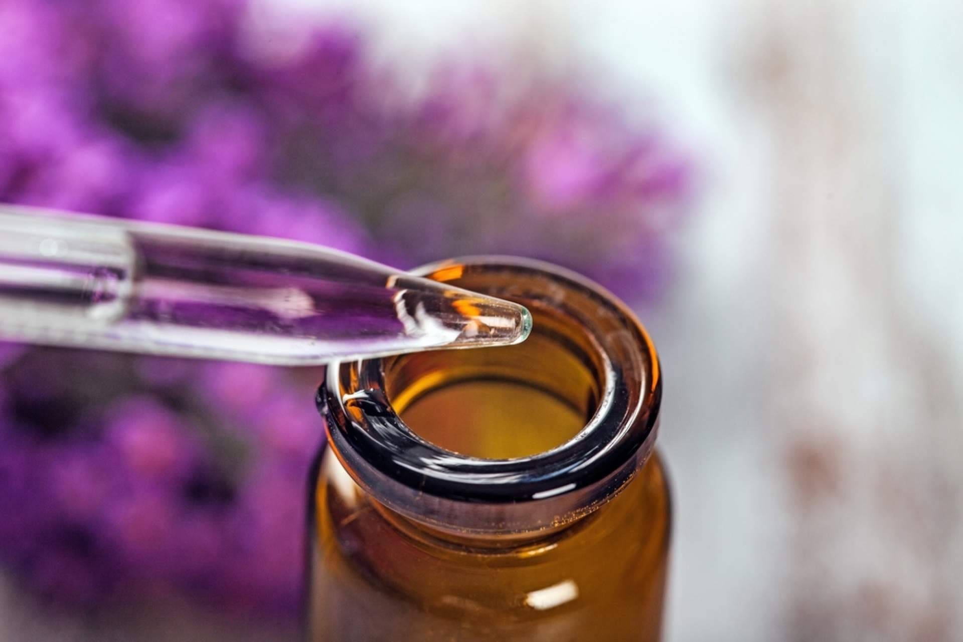 ¿Cuáles son las ventajas de las Flores de Bach para el bienestar emocional y físico de las personas?, con el Centro de Naturopatía y la Salud