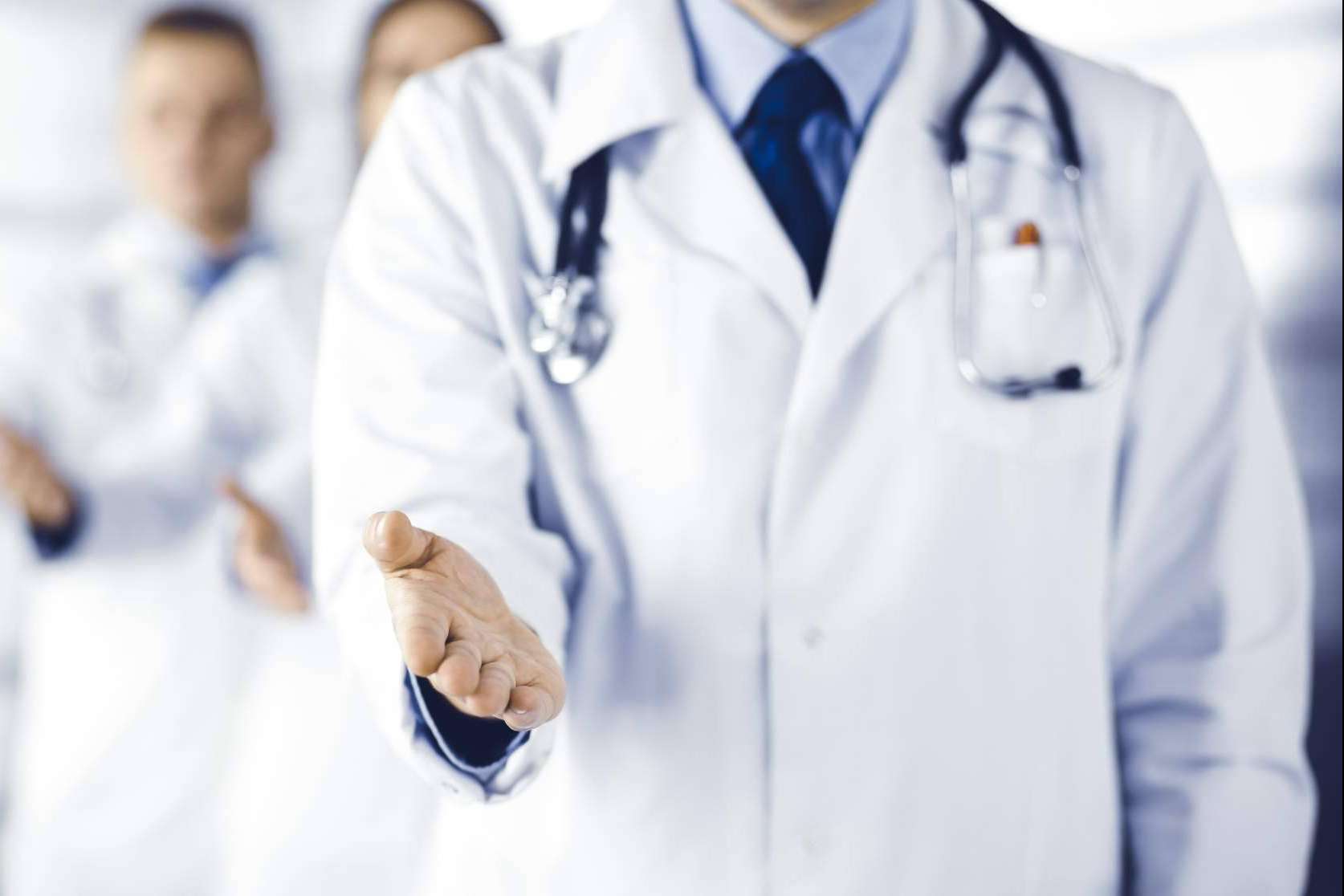 Todos los sanitarios están obligados por la Ley 44/2003 a disponer de un seguro de responsabilidad civil