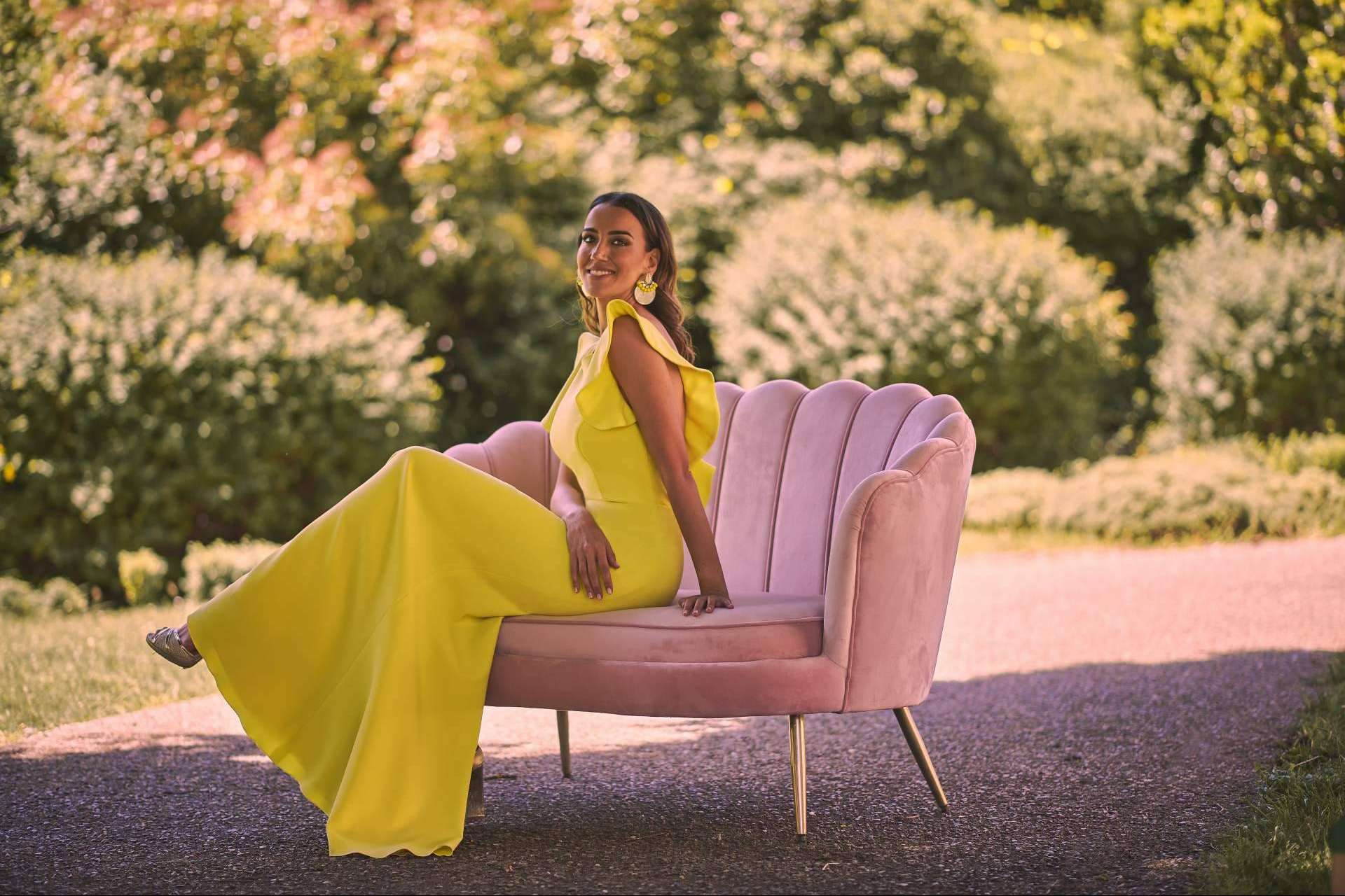 Conseguir el vestido de fiesta perfecto es posible gracias al atelier de la diseñadora Silvia Fernández