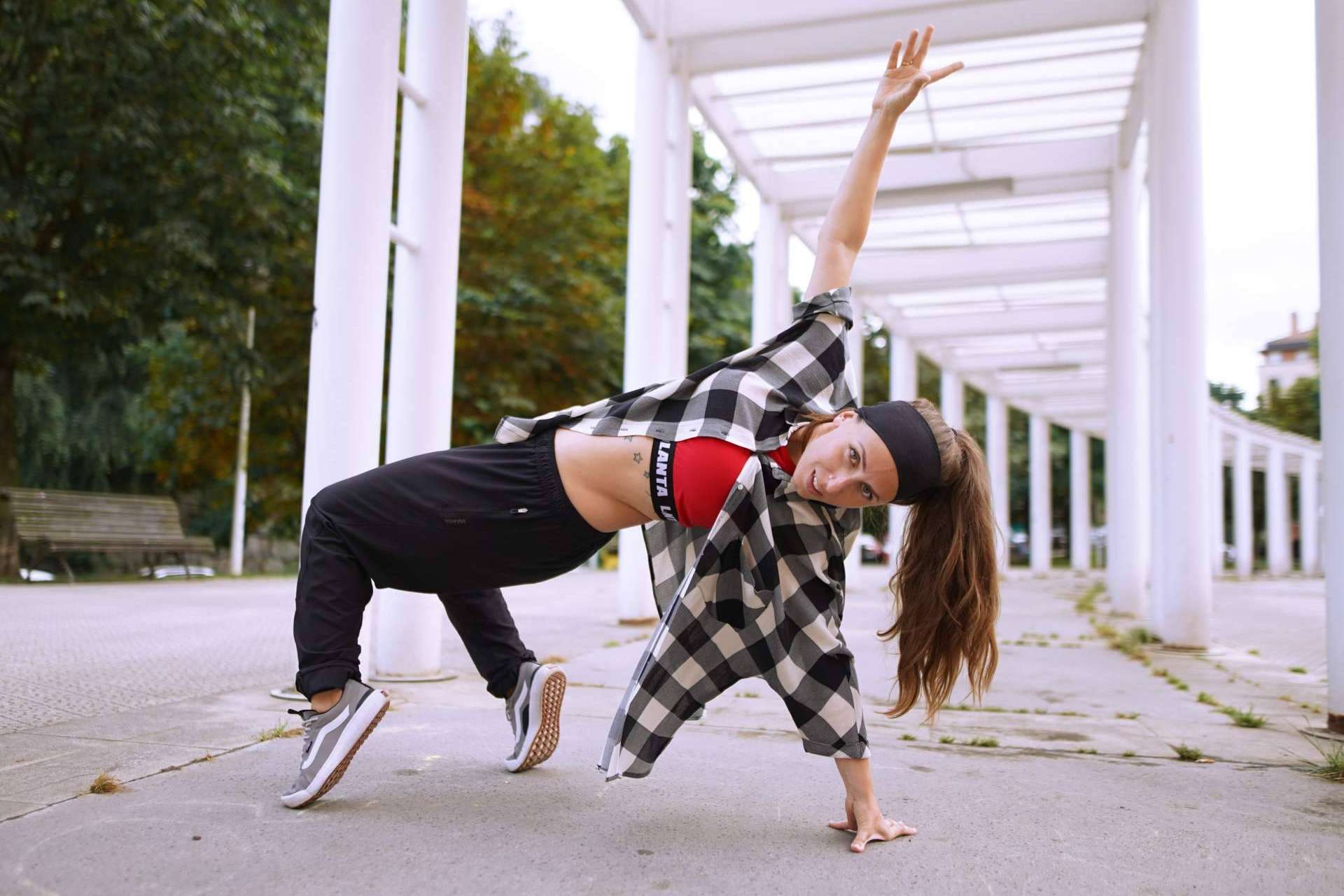 Los estilos de baile de moda en la escuela de danza DENA BILBAO