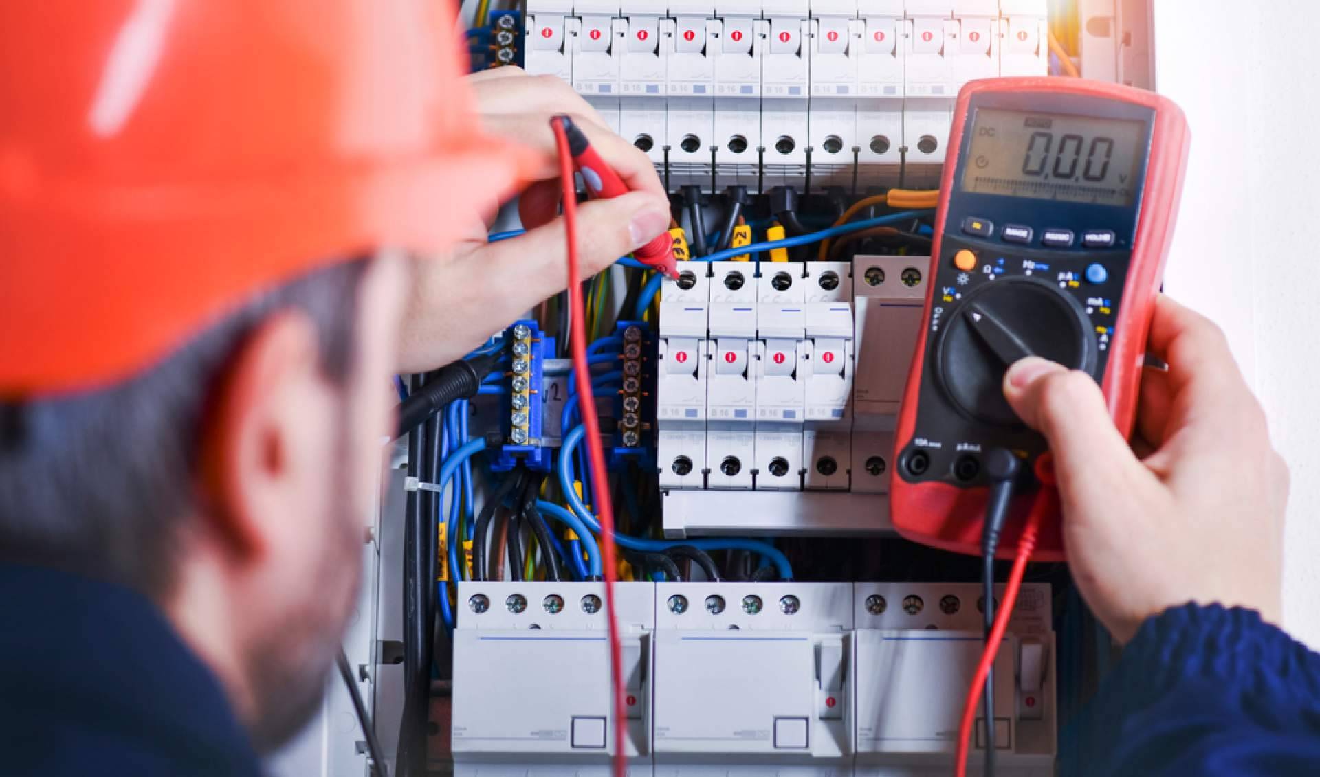 Excelentes ofertas tanto en instalaciones como en reparaciones eléctricas, con la compañía Savelec